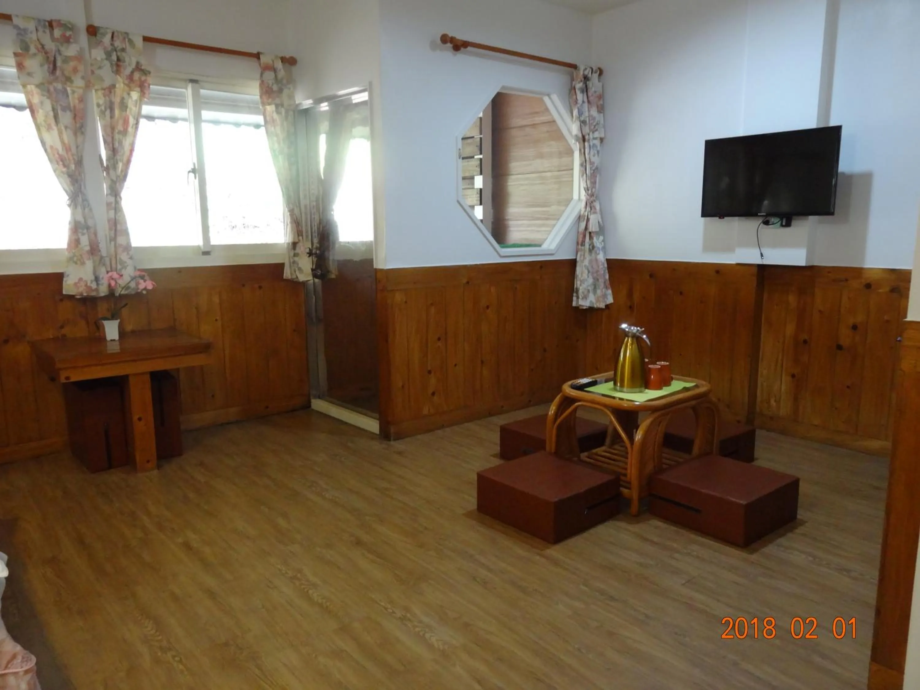 TV and multimedia in Shan Shui-Yuan Vege Guest House