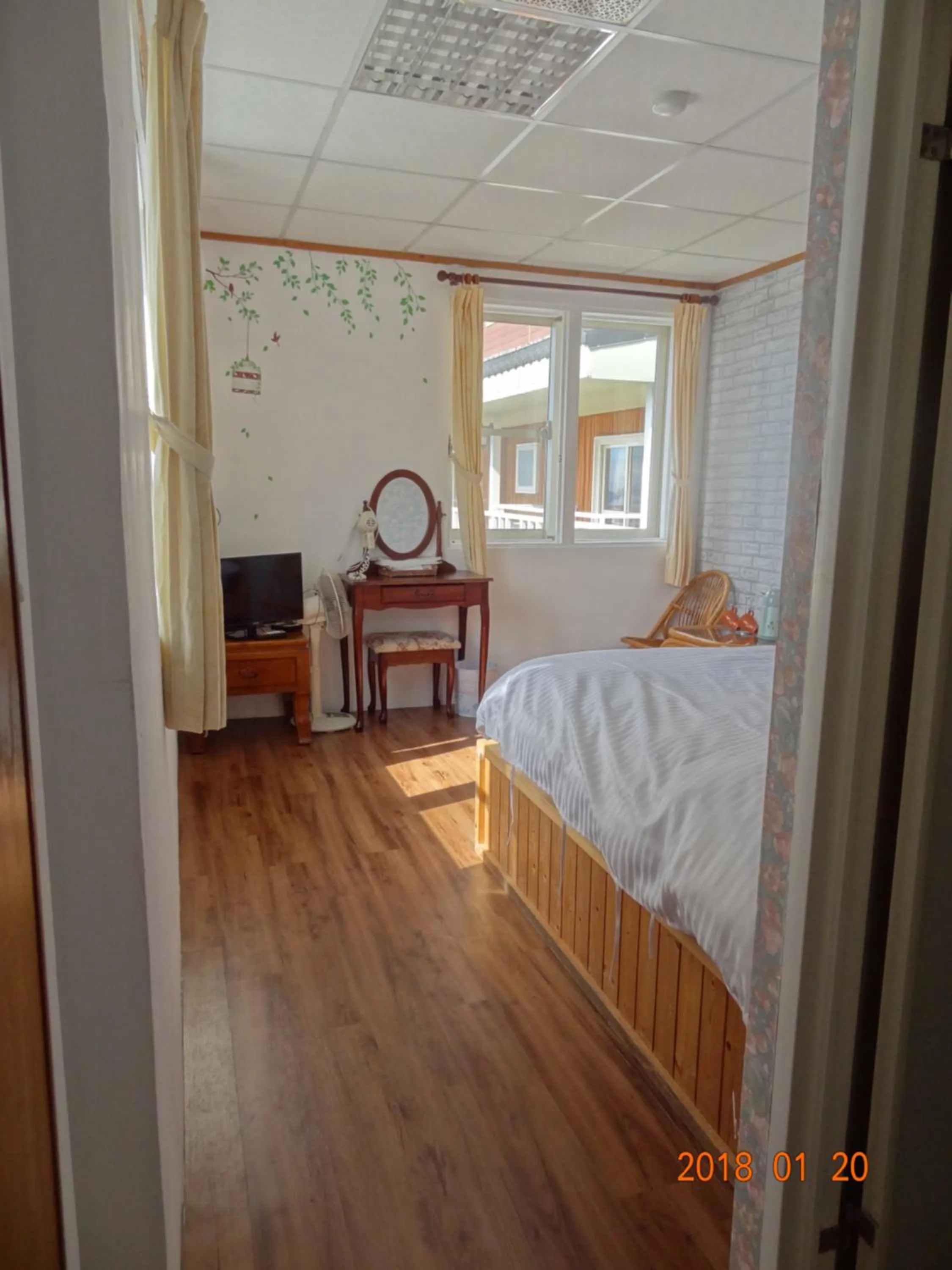 Decorative detail, Bed in Shan Shui-Yuan Vege Guest House