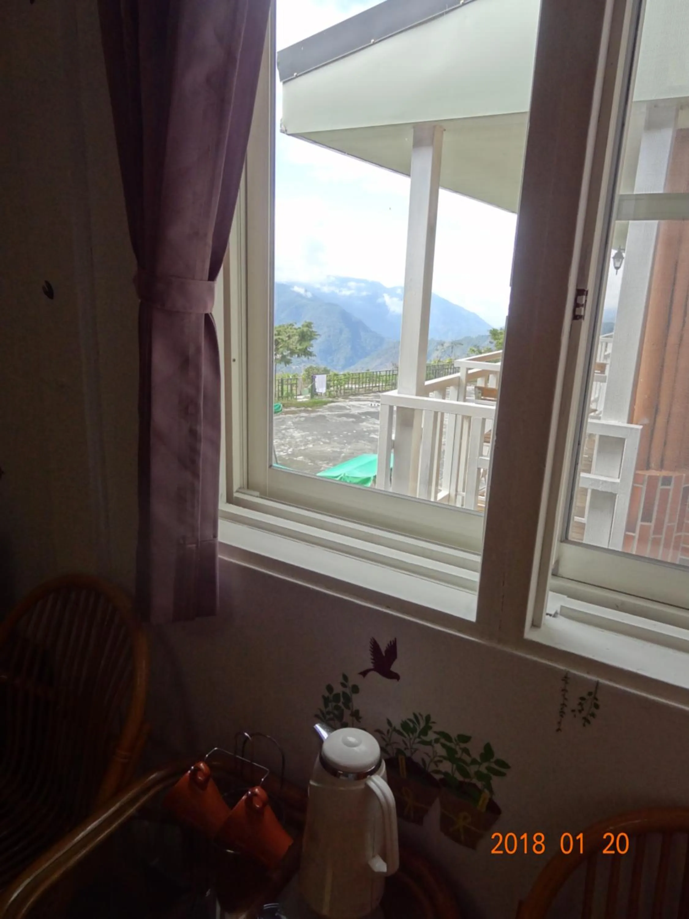 Mountain view in Shan Shui-Yuan Vege Guest House
