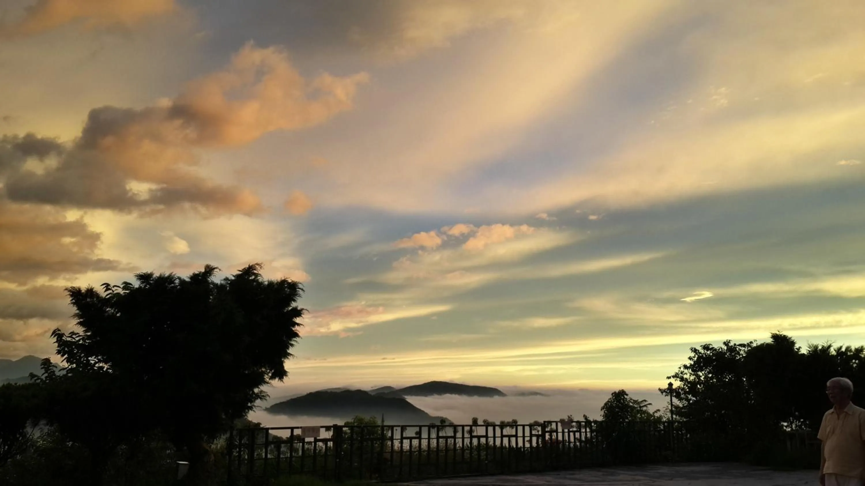 Lake view in Shan Shui-Yuan Vege Guest House