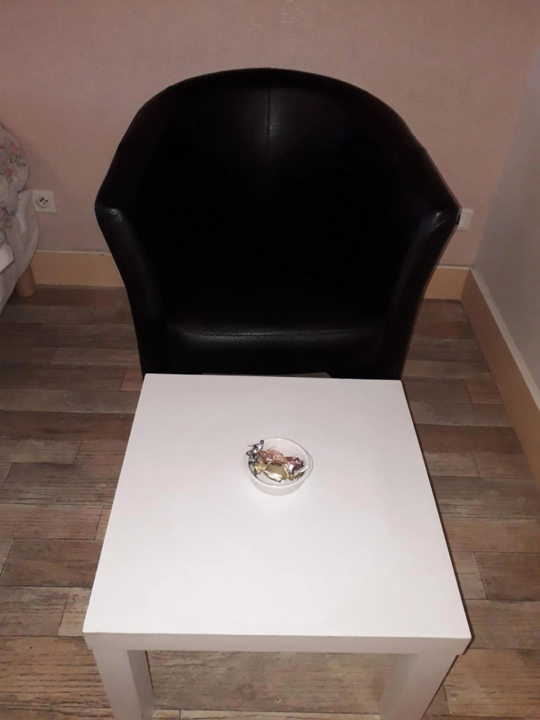 Seating area in Hotel Le Beauregard