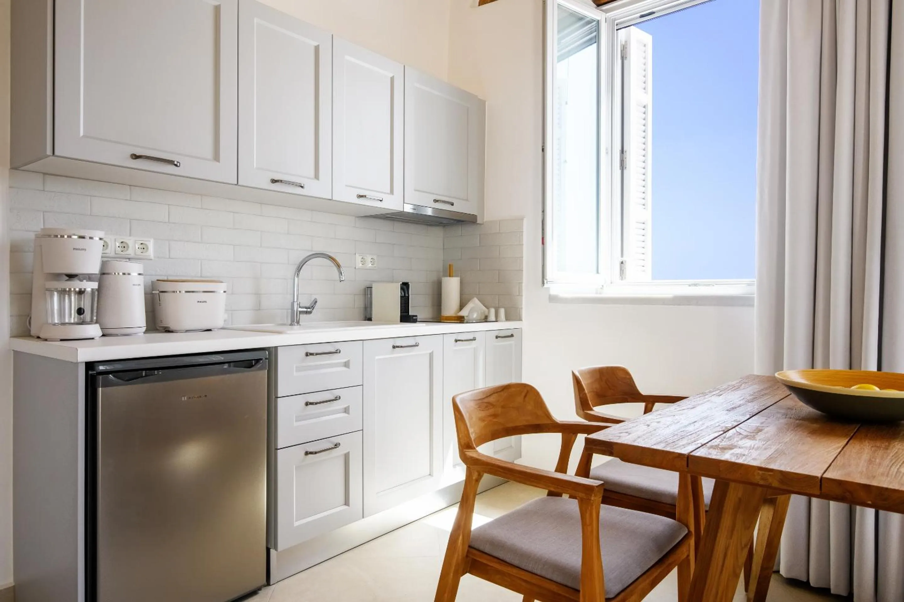 Coffee/tea facilities in Castle Mansions