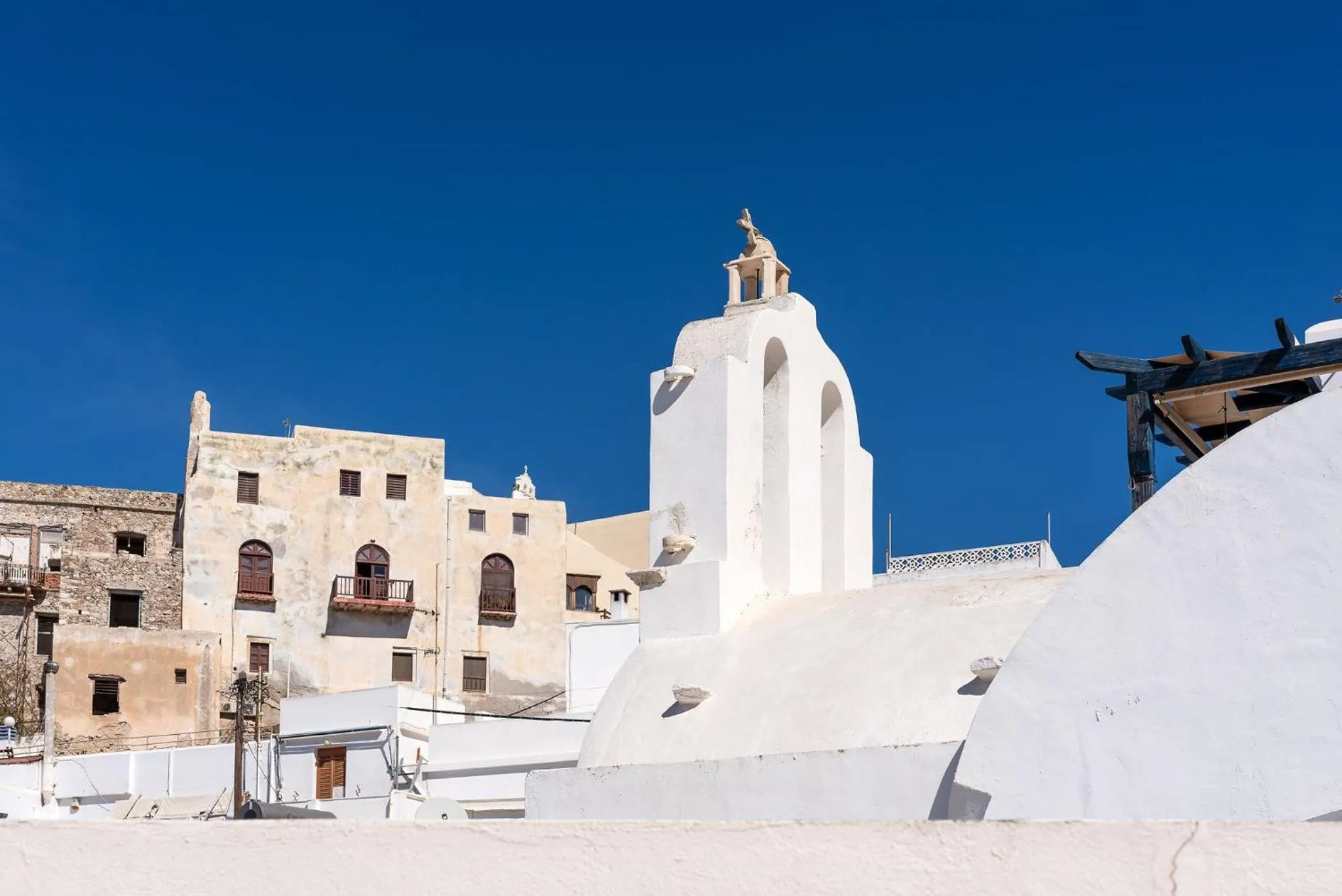 City view in Castle Mansions