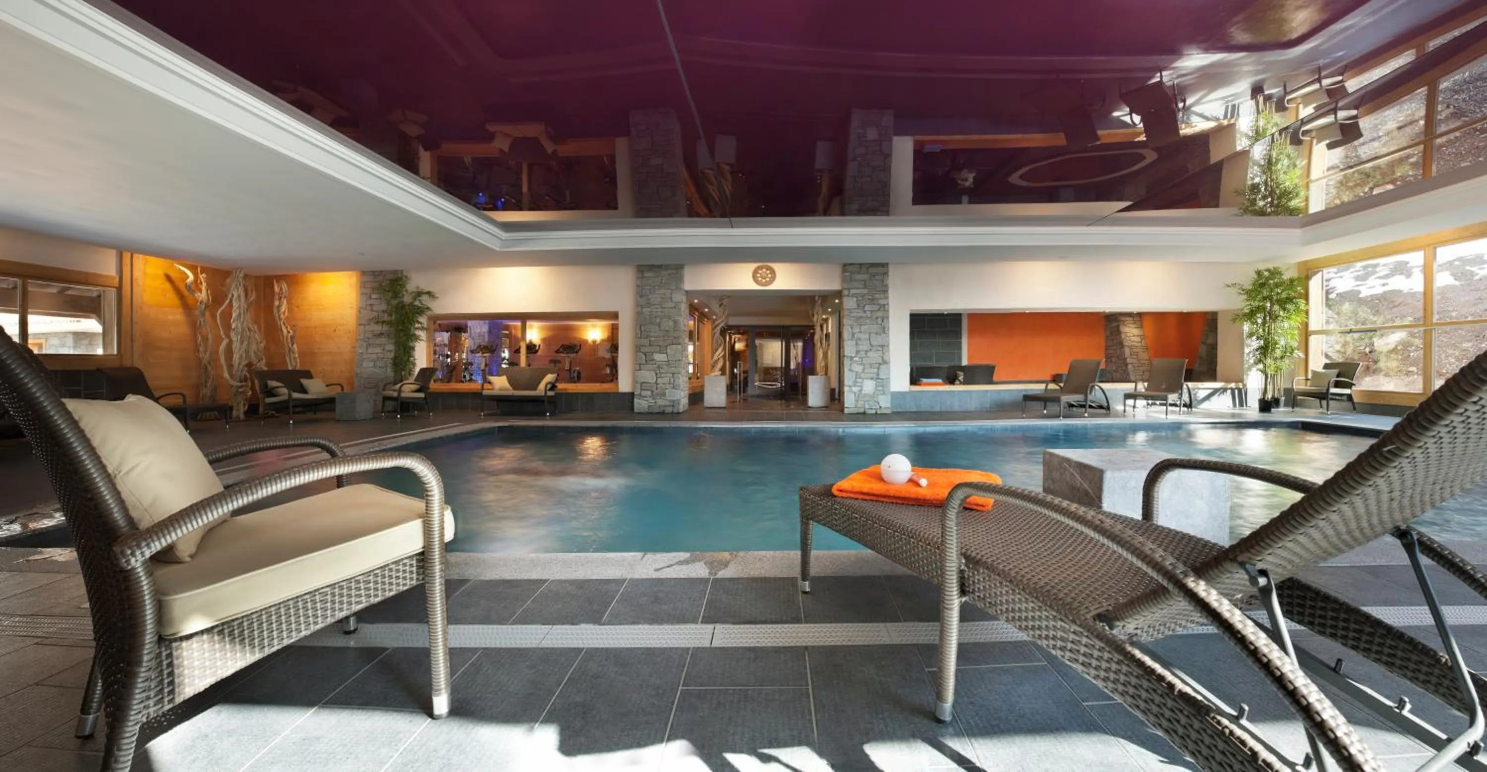 Swimming pool in CGH Résidences & Spas Les Chalets de Jouvence