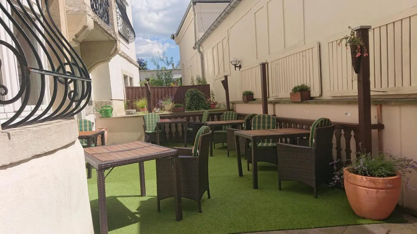 Patio in Sax Imperial