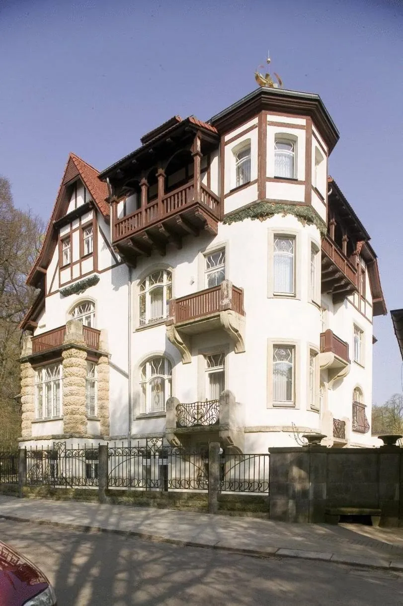 Property building in Sax Imperial