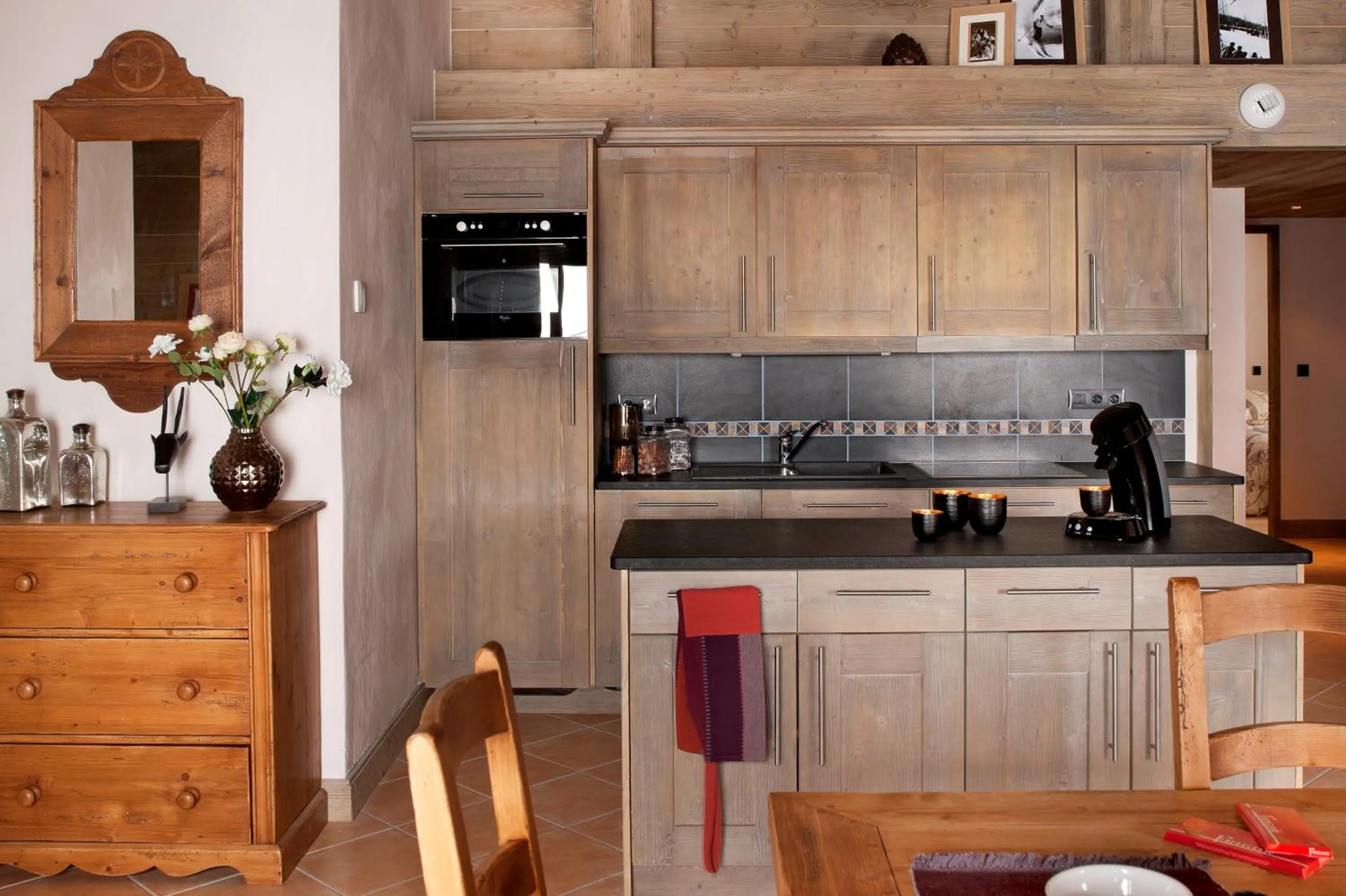 Kitchen or kitchenette in CGH Résidences & Spas Le Télémark