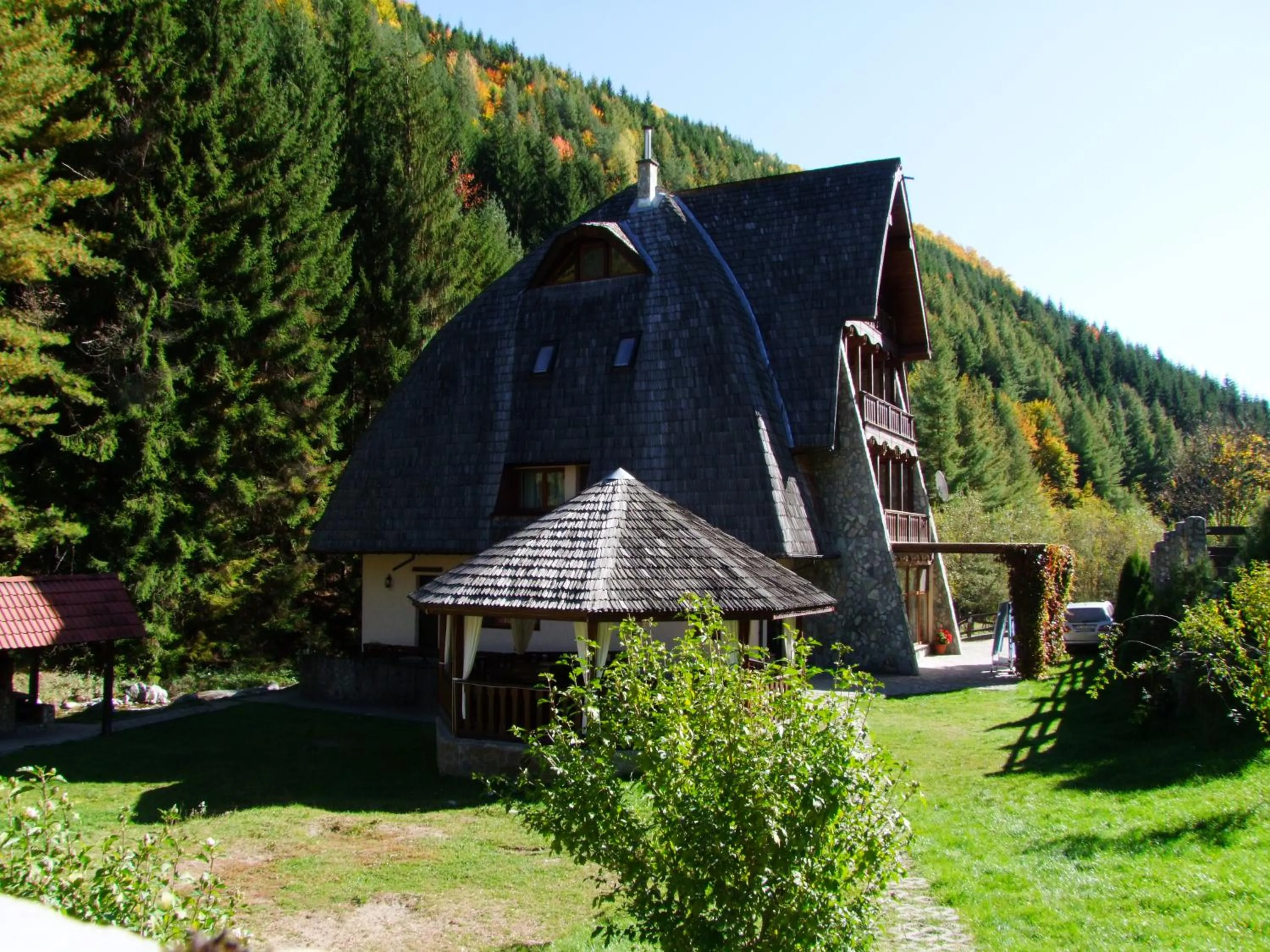 Property building in Vila Ursul