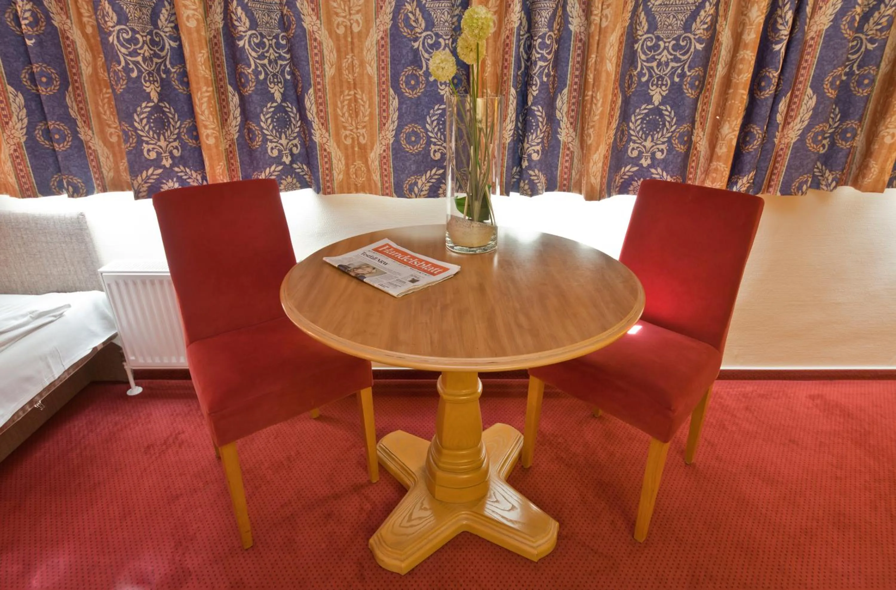 Seating area in Hotel Hagemann Hamburg Hafen