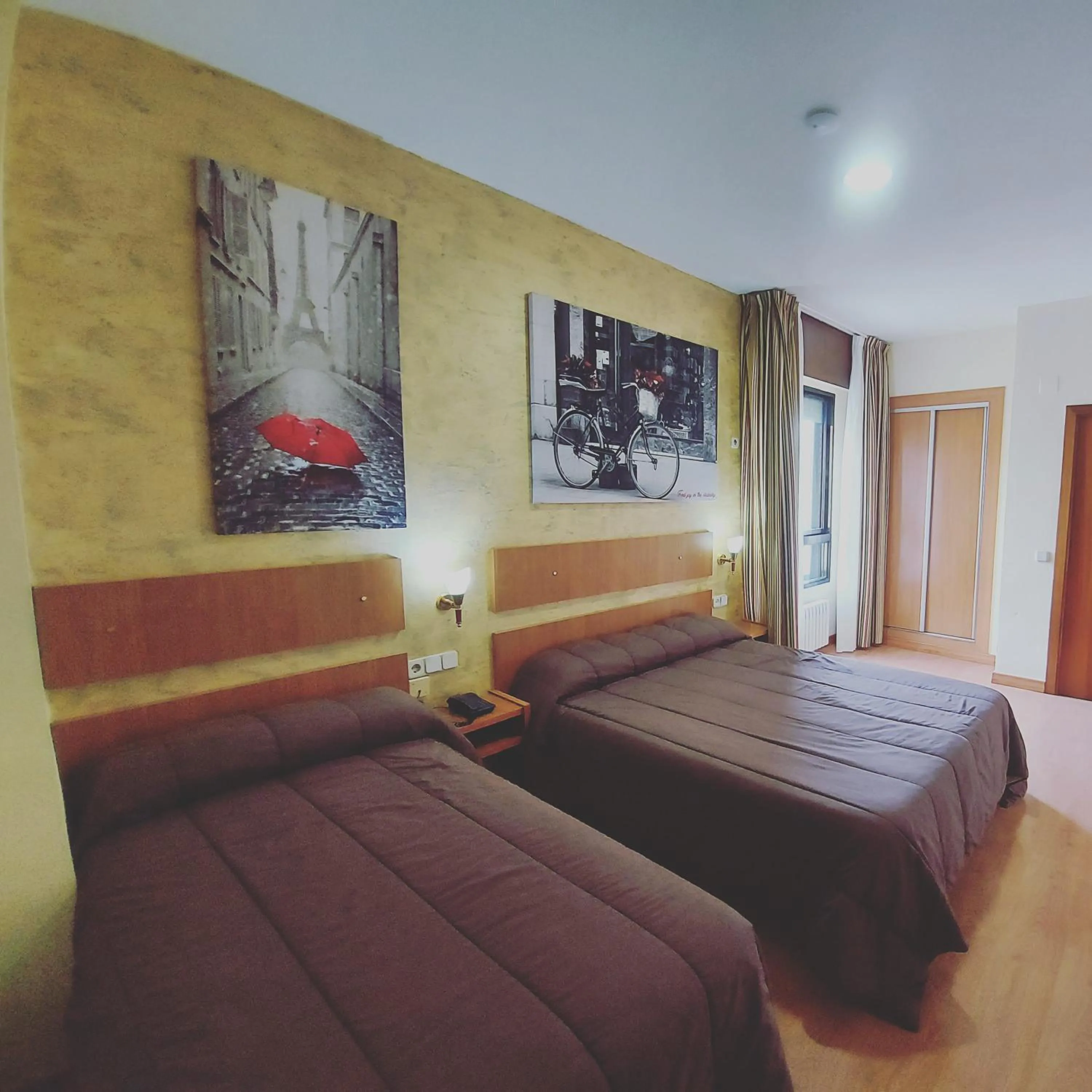 Photo of the whole room, Bed in Hotel Castilla