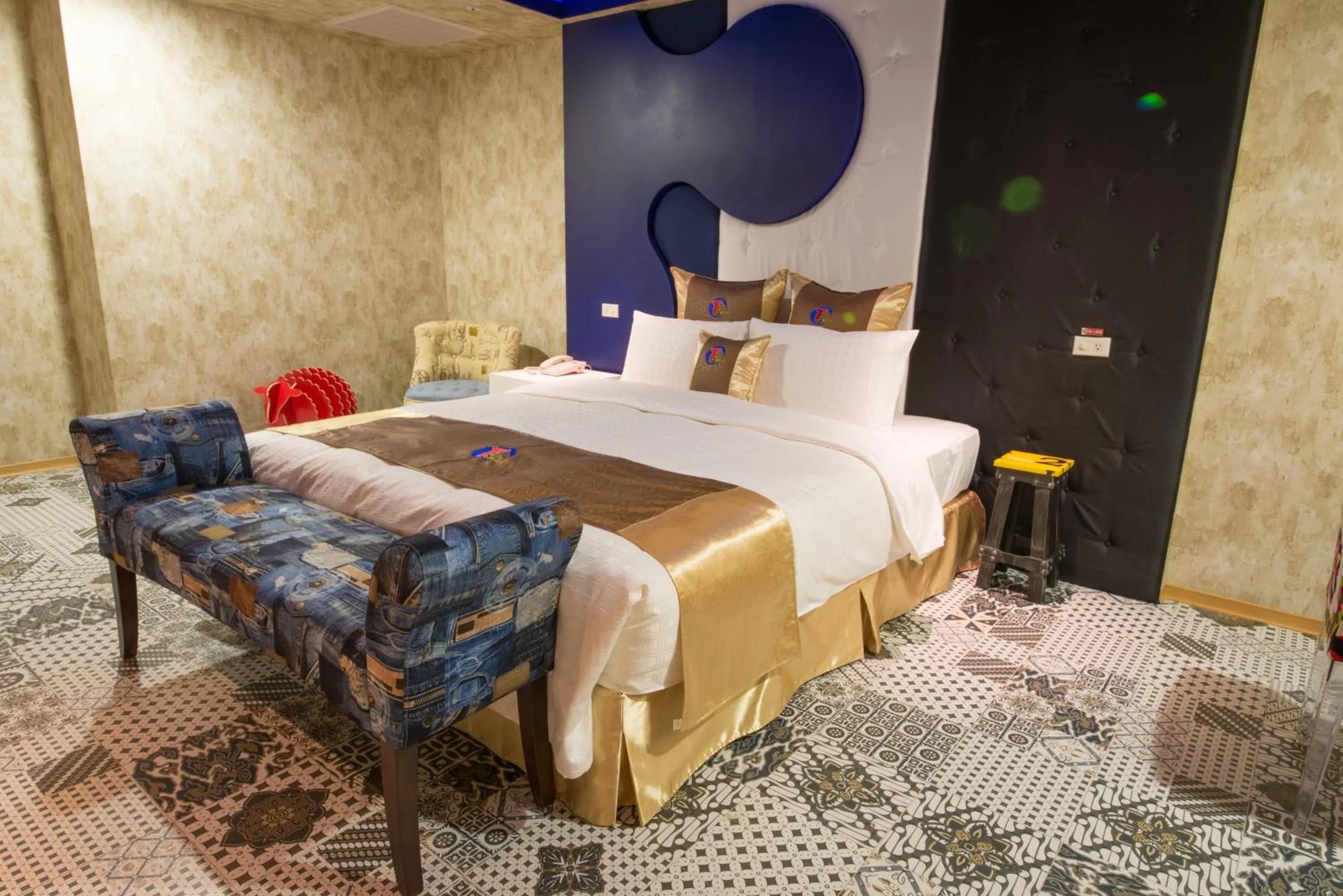 Bed in Ting-Shuai Motel