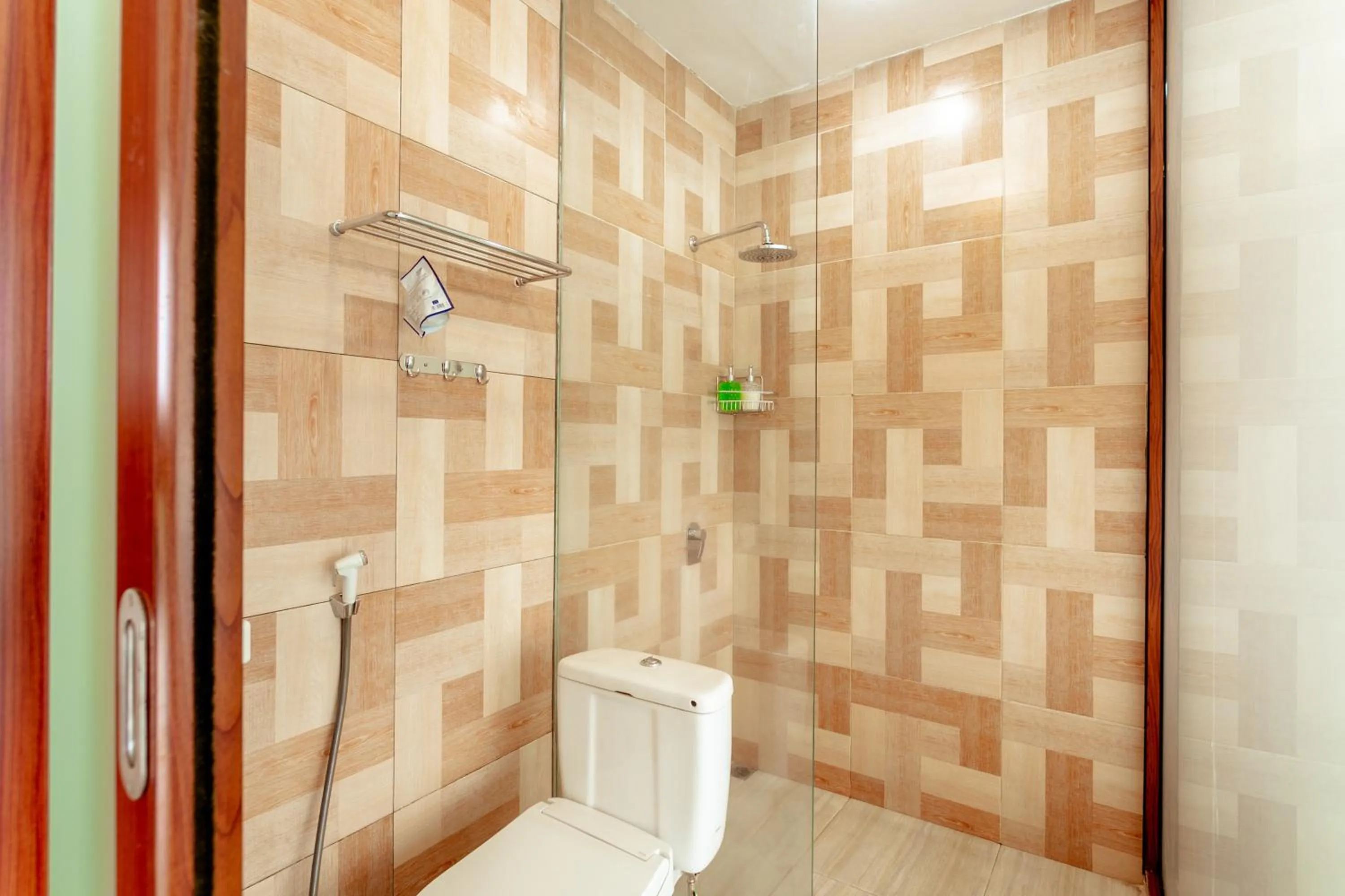 Bathroom in Bhuana Agung Villa and Restaurant