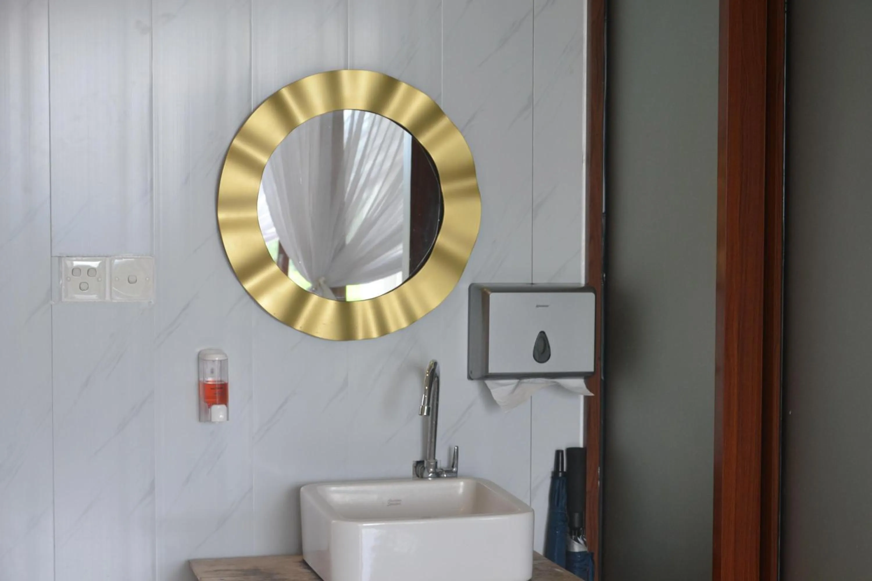 Bathroom in Bhuana Agung Villa and Restaurant