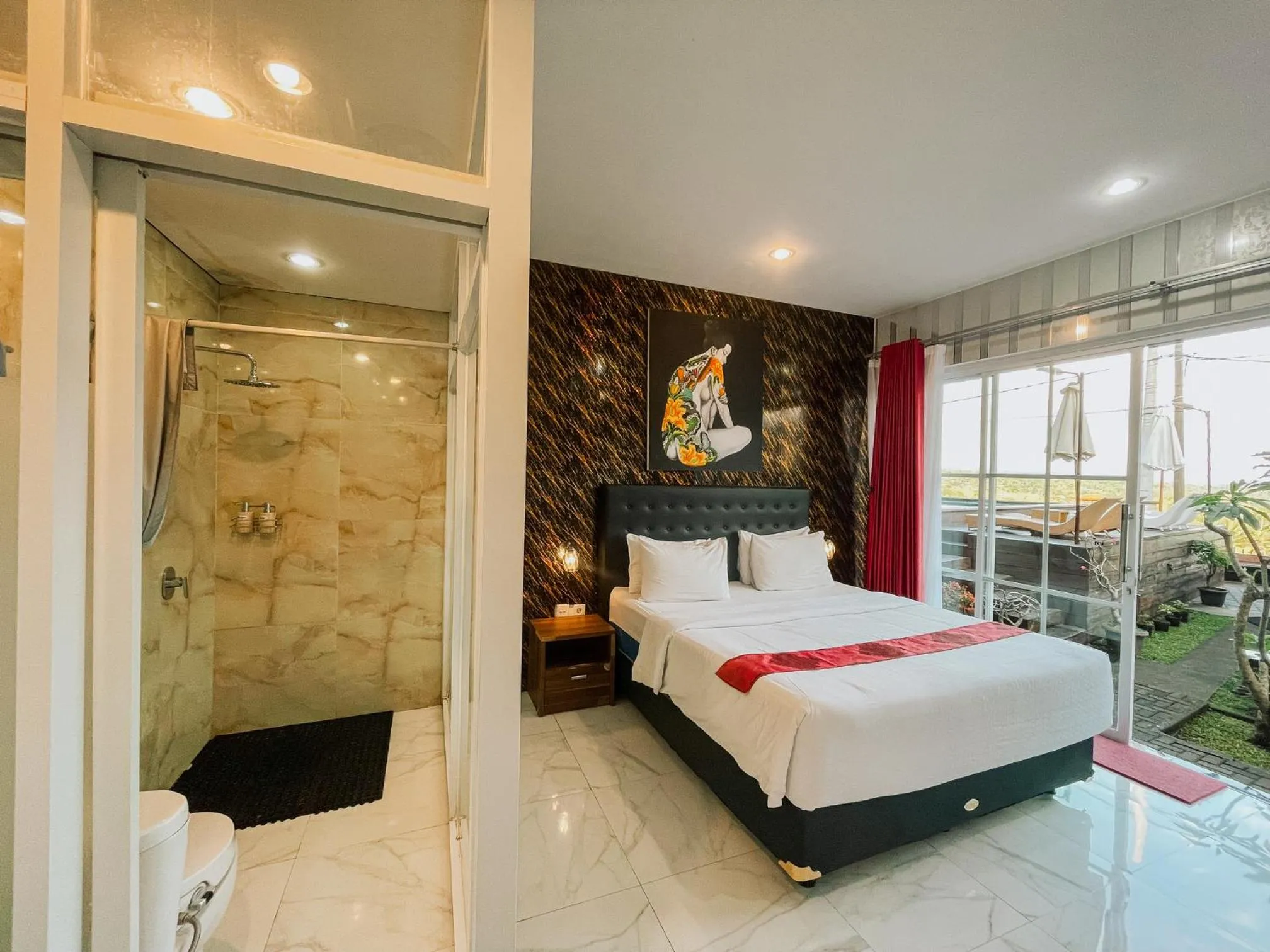 Bathroom, Bed in Bhuana Agung Villa and Restaurant