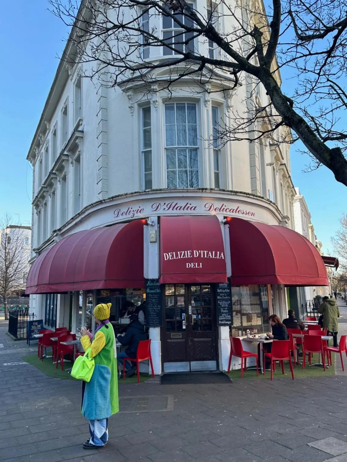 Restaurant/places to eat in Central London Flat in Westminster