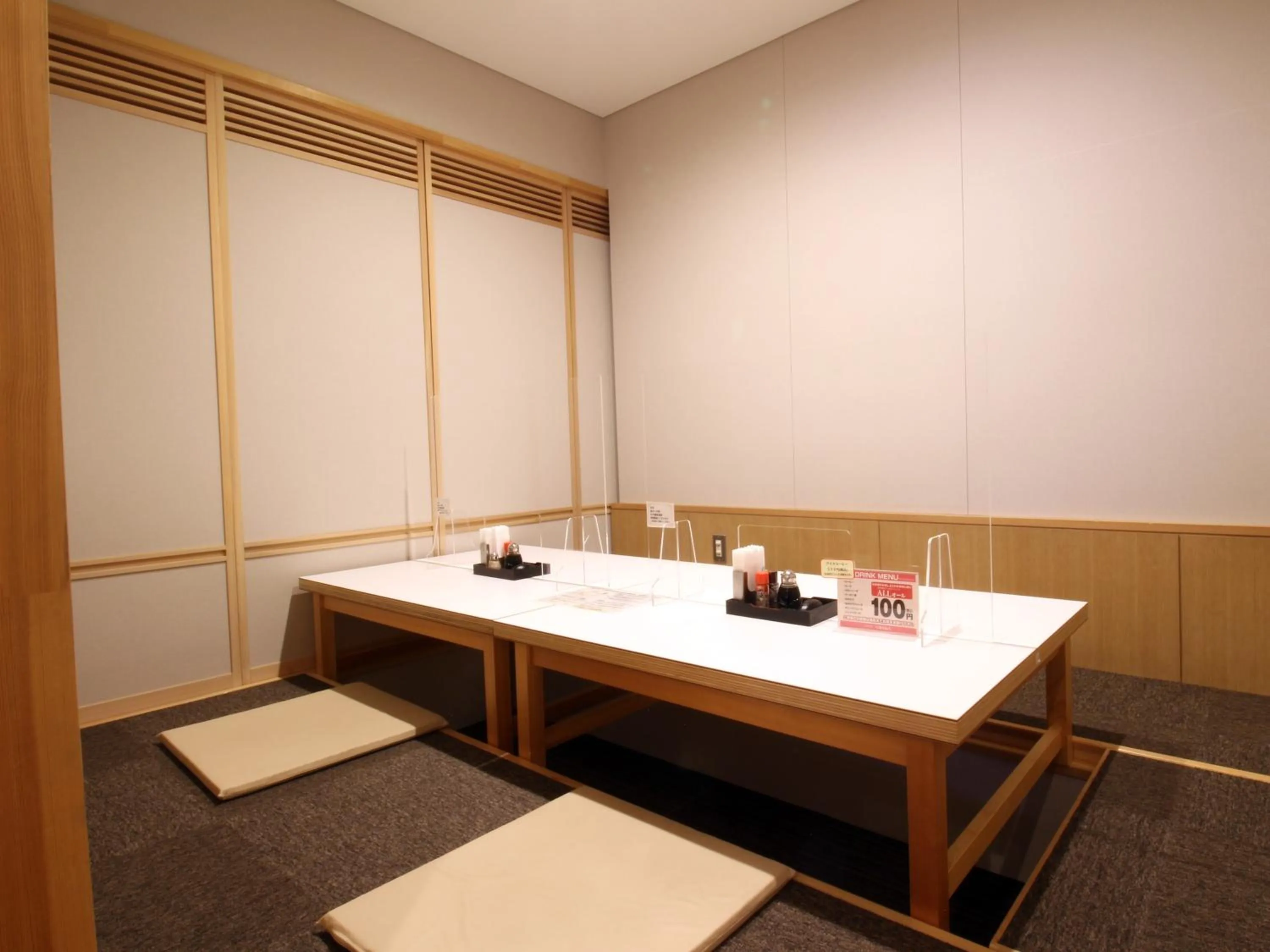 Restaurant/places to eat in Hotel Higashimokoto