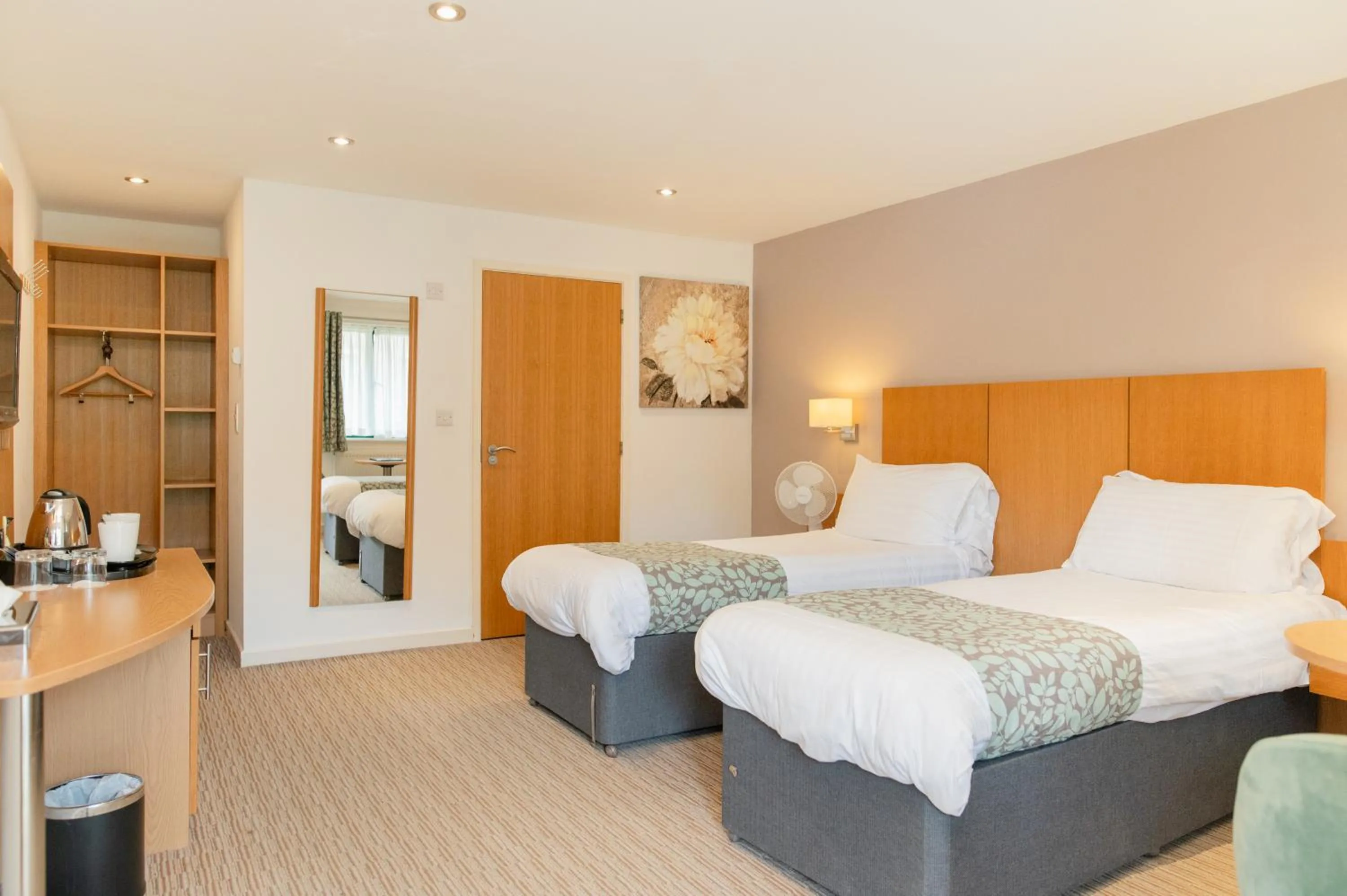 Bed in Deangate Motel