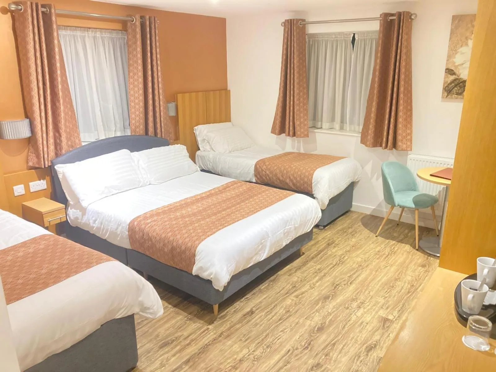 Bed in Deangate Motel