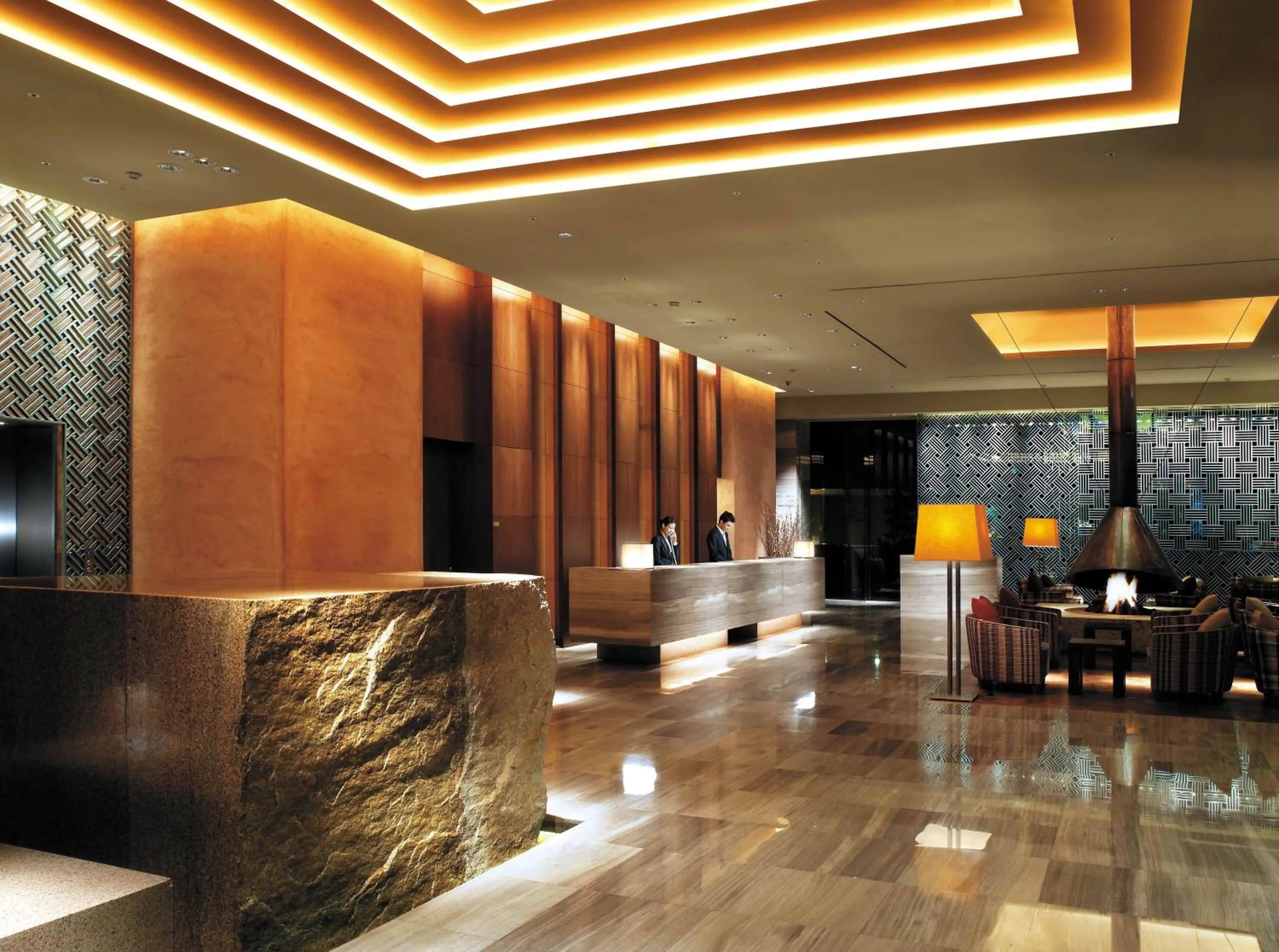 Lobby or reception in Ramada Plaza by Wyndham Gwangju