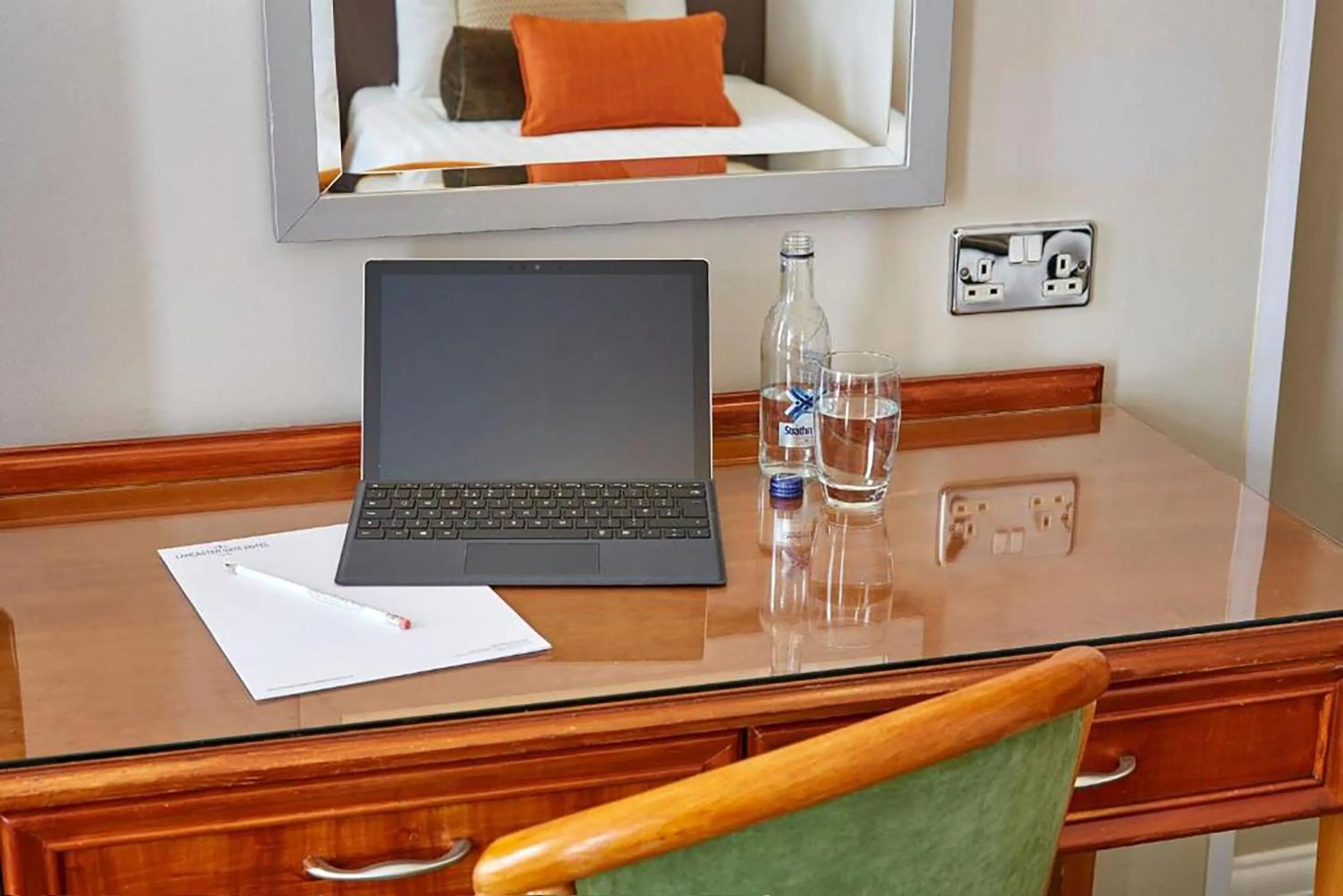 Photo of the whole room in Lancaster Gate Hotel