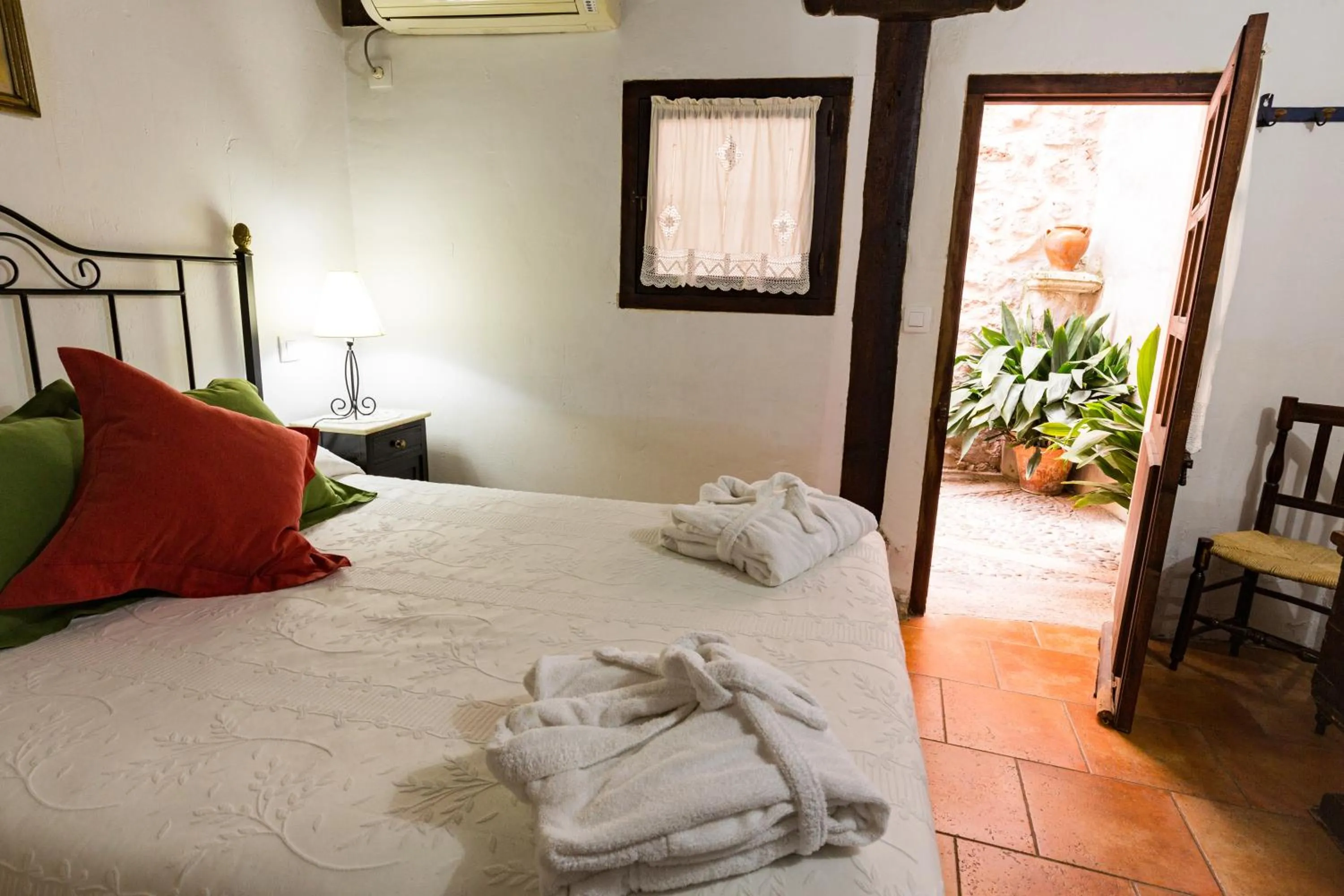 Bed in La Casa de los Soportales