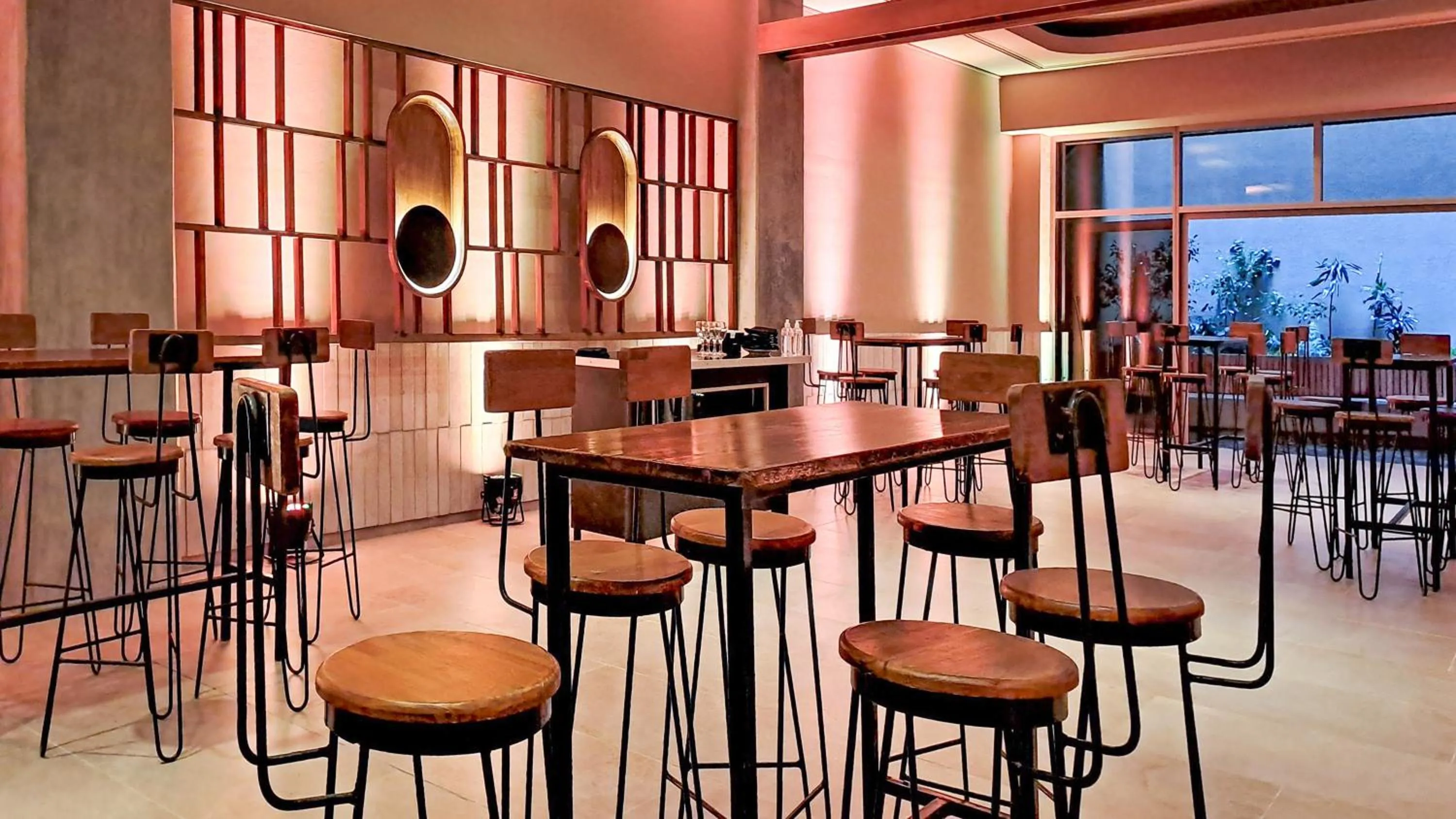 Lounge or bar in Hotel Alejandro I - Affiliated by Meliá