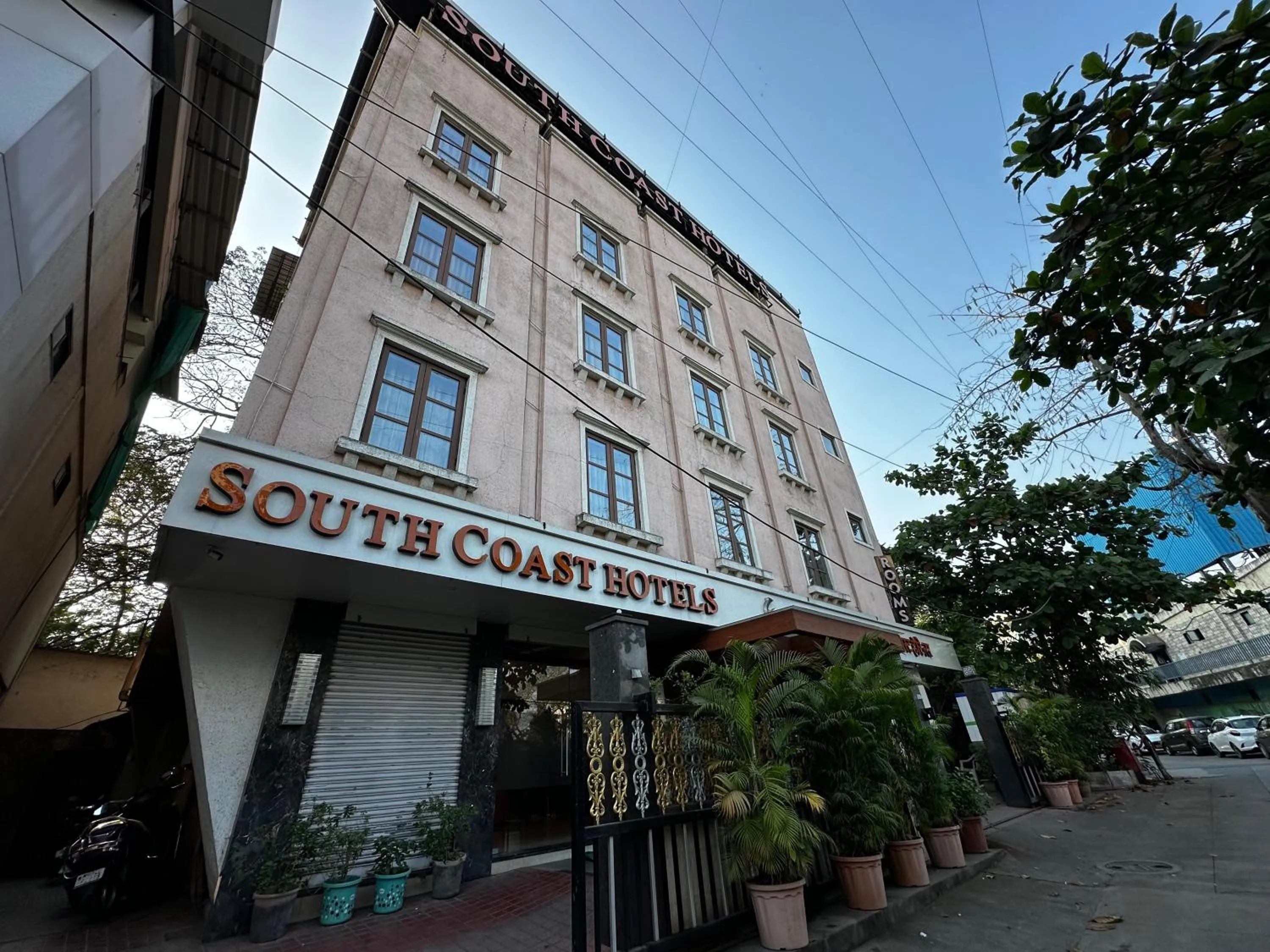 Property building in South Coast Hotel Wagle Estate Thane