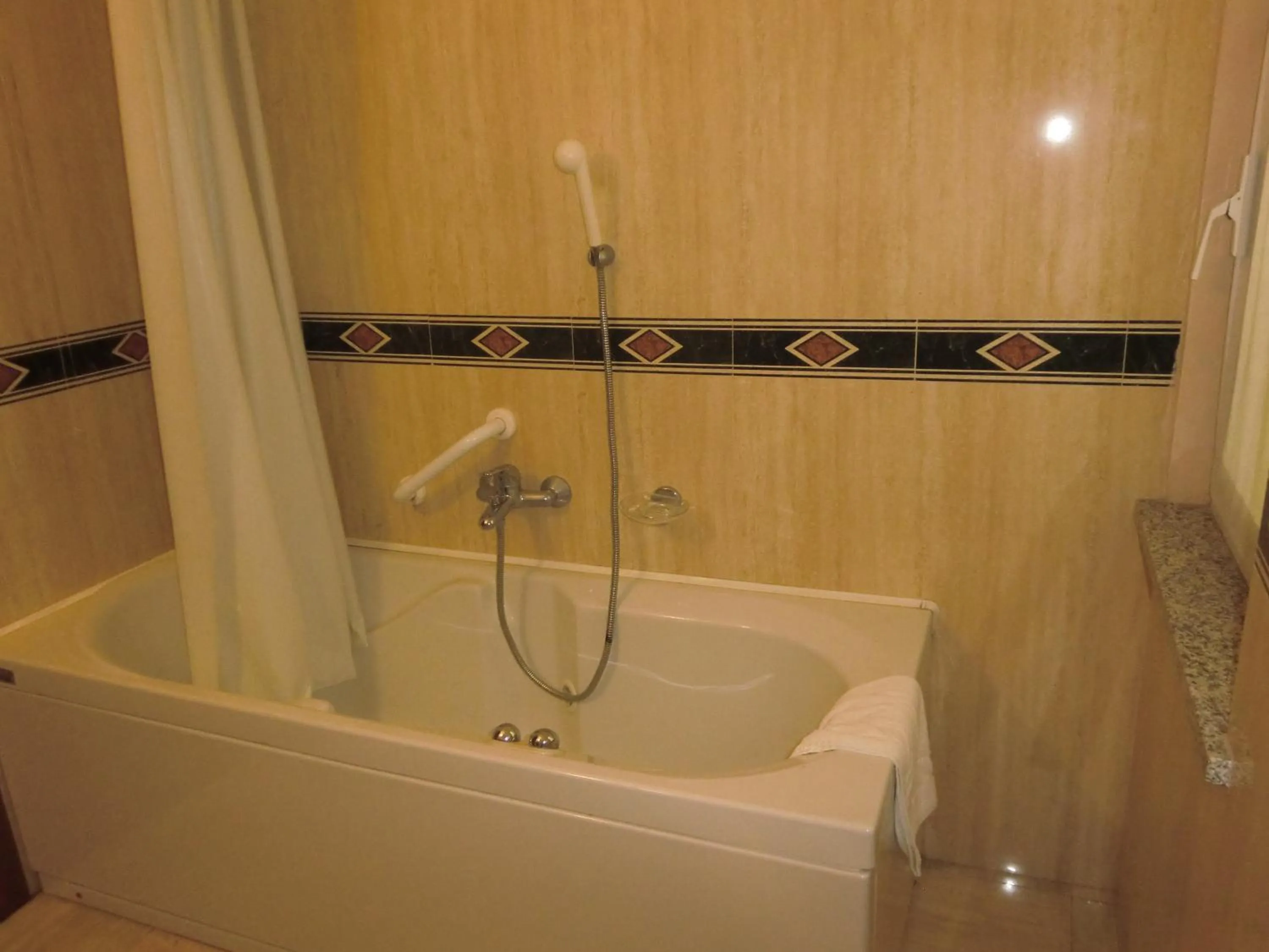 Bathroom in Hotel Ariston