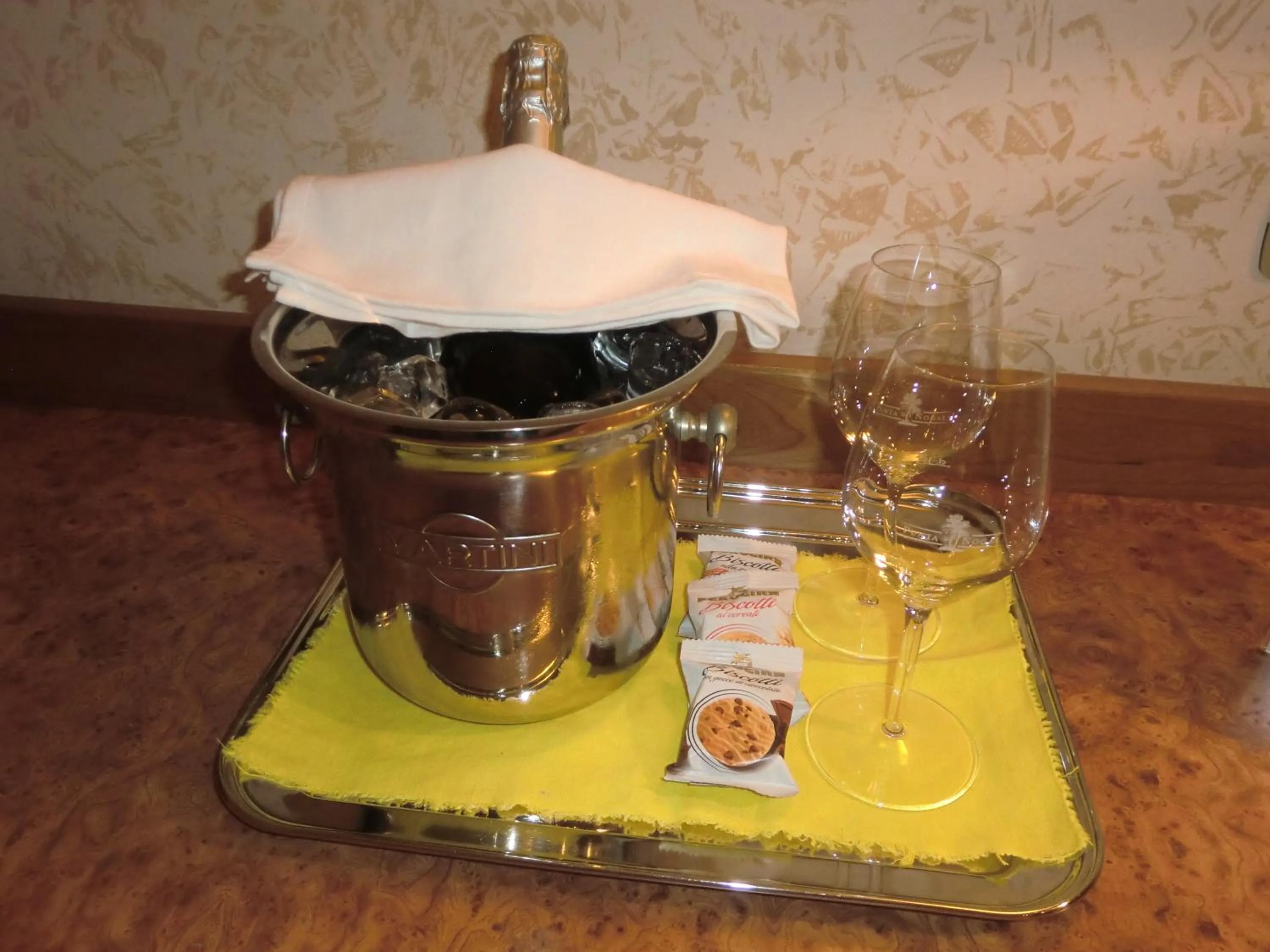 Food and drinks in Hotel Ariston