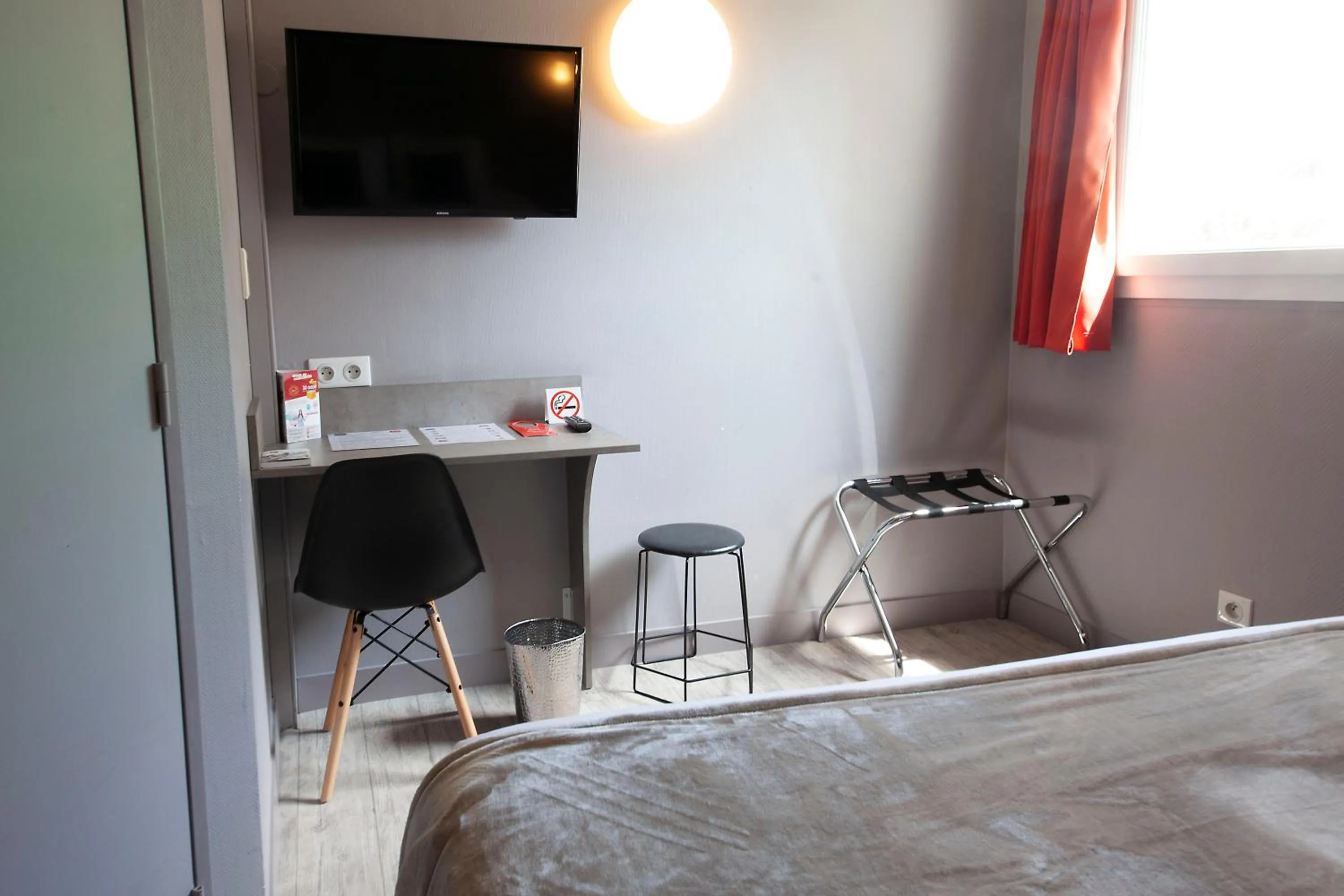 Decorative detail, Bed in Hotel Lune Etoile