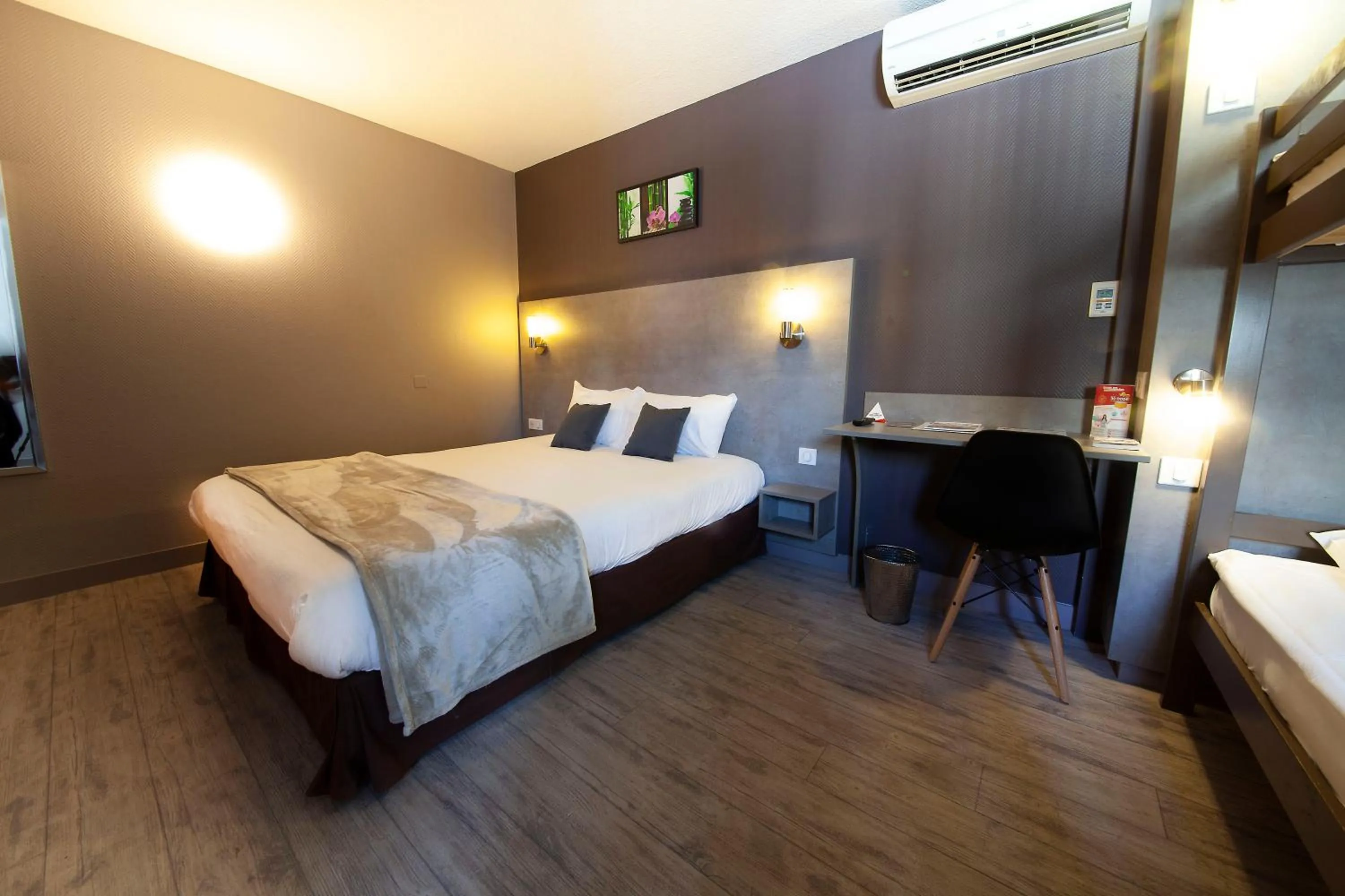 Family, Bed in Hotel Lune Etoile