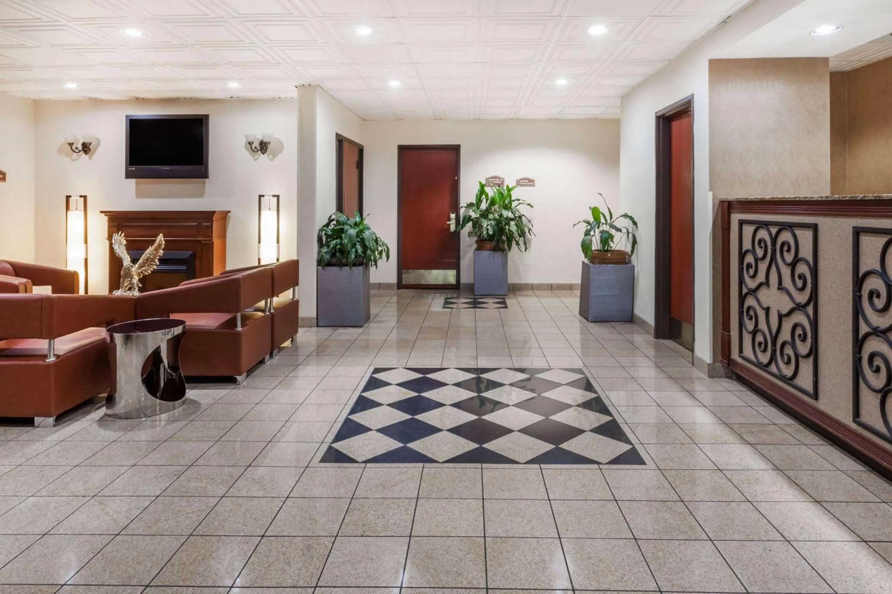 Lobby or reception in Baymont by Wyndham Columbia Fort Jackson