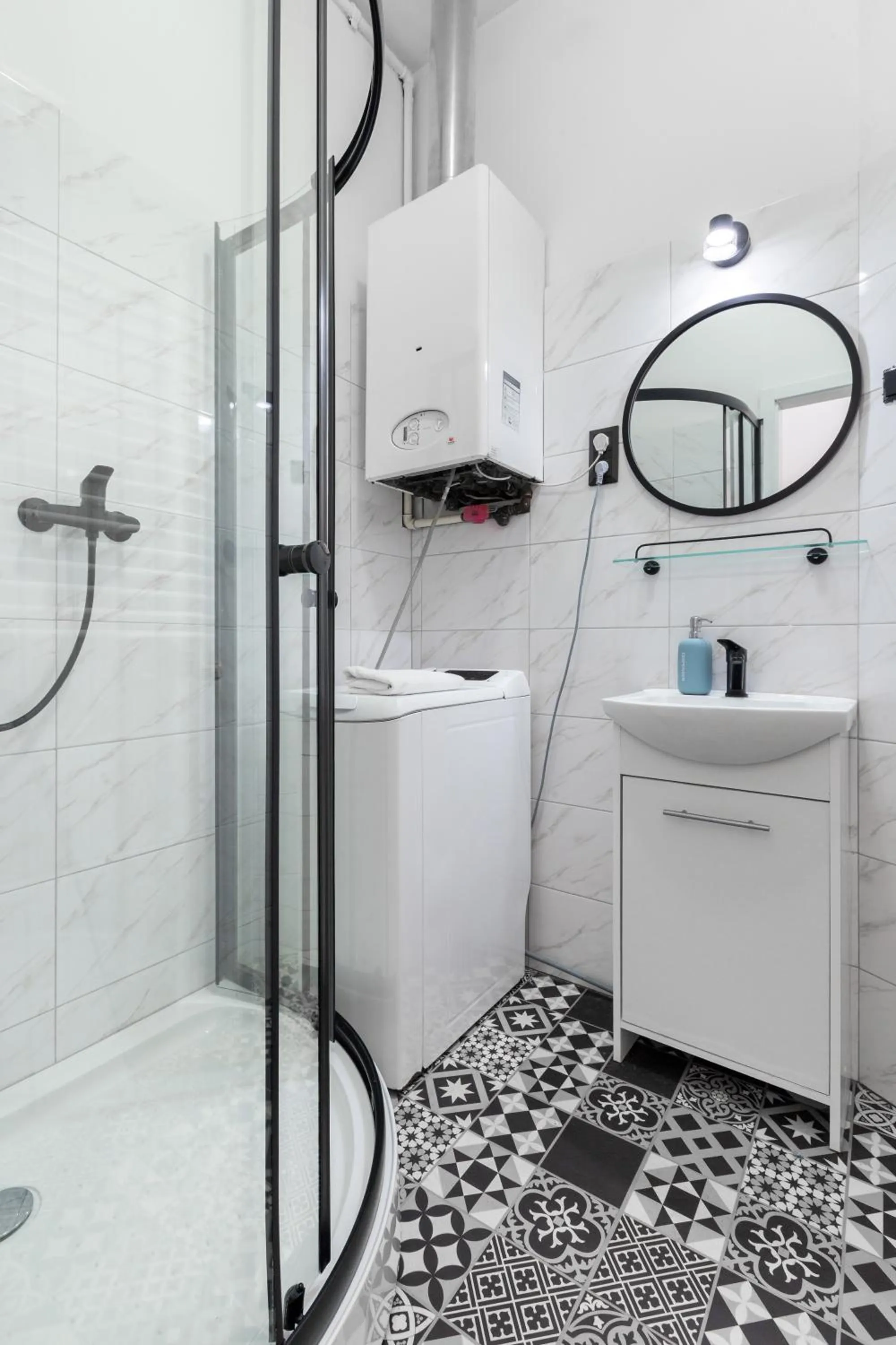 Bathroom in Friendhouse Apartments Avenue