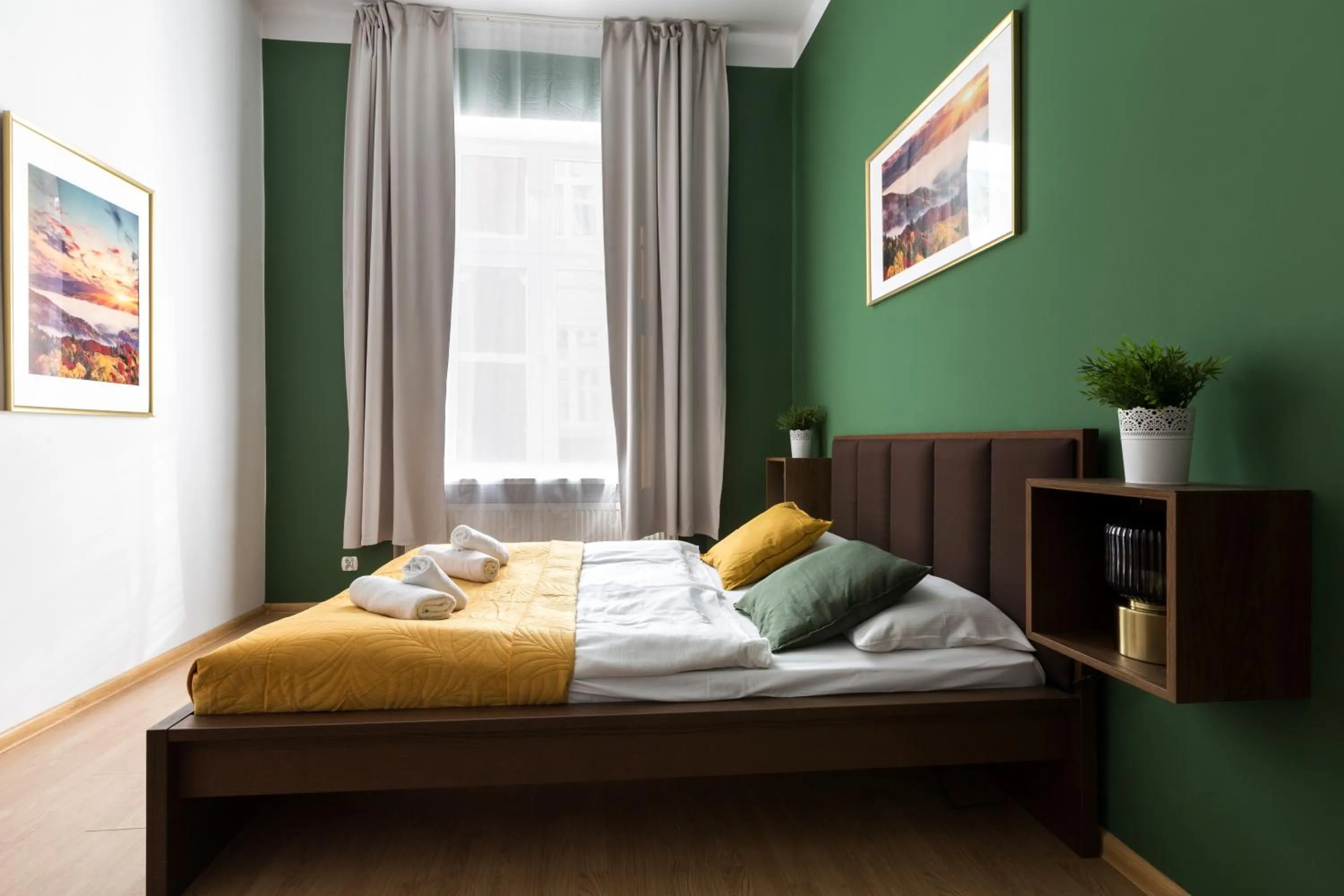 Bed in Friendhouse Apartments Avenue