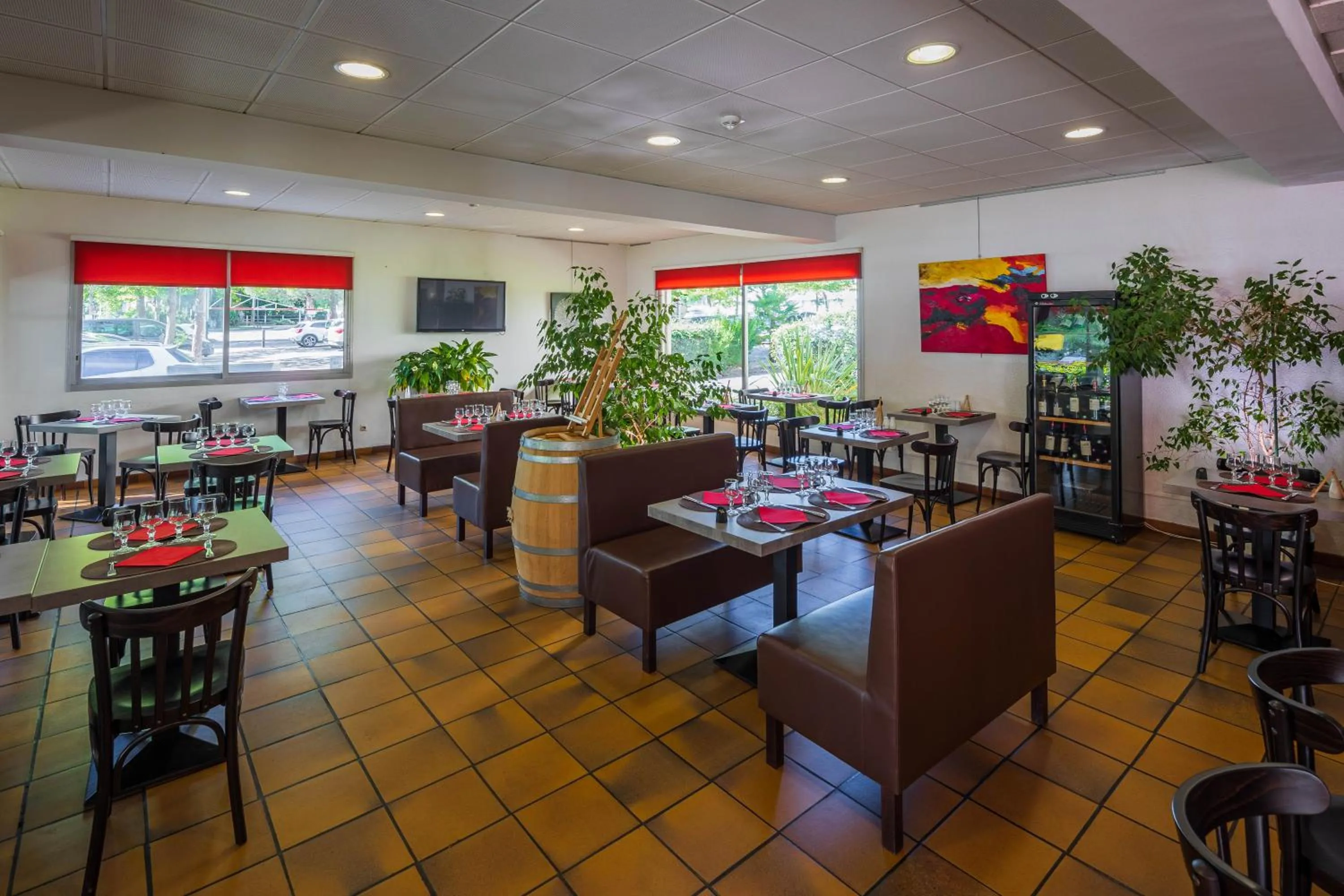 Restaurant/places to eat in Logis Hotel Noemys Brive - Restaurant Le Teinchurier