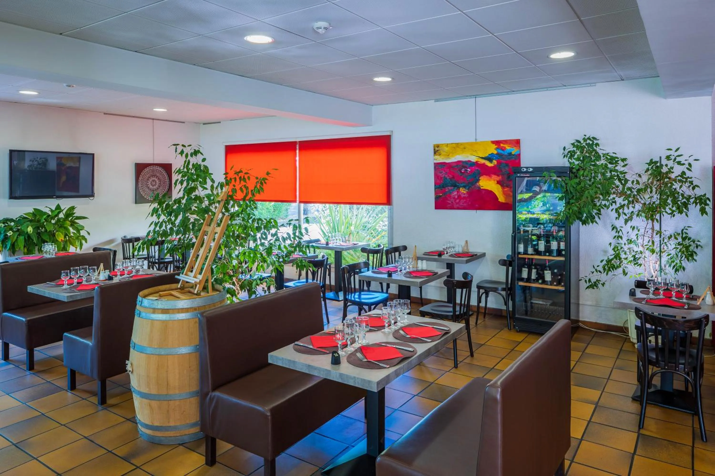 Restaurant/places to eat in Logis Hotel Noemys Brive - Restaurant Le Teinchurier