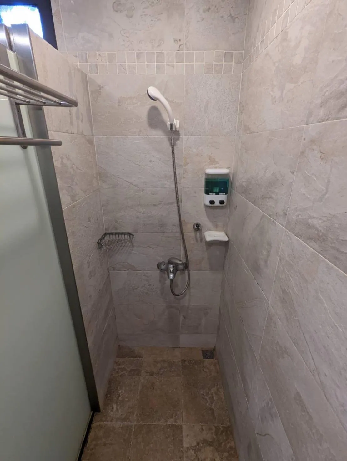 Shower in Kenting Youth Activity Center