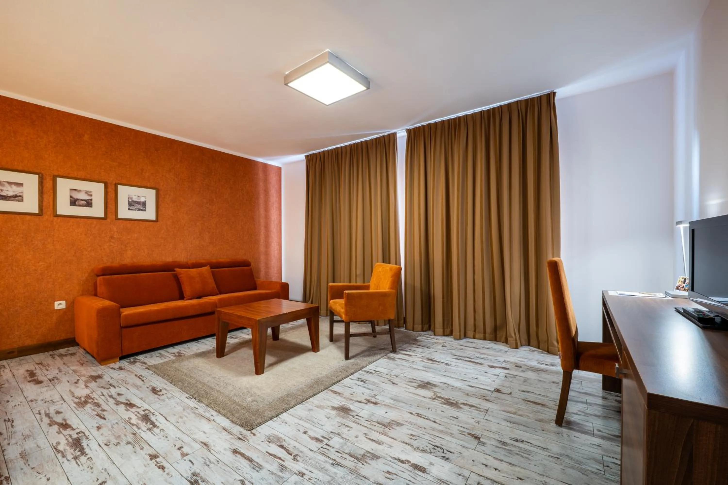 TV and multimedia in Hotel BELASSI