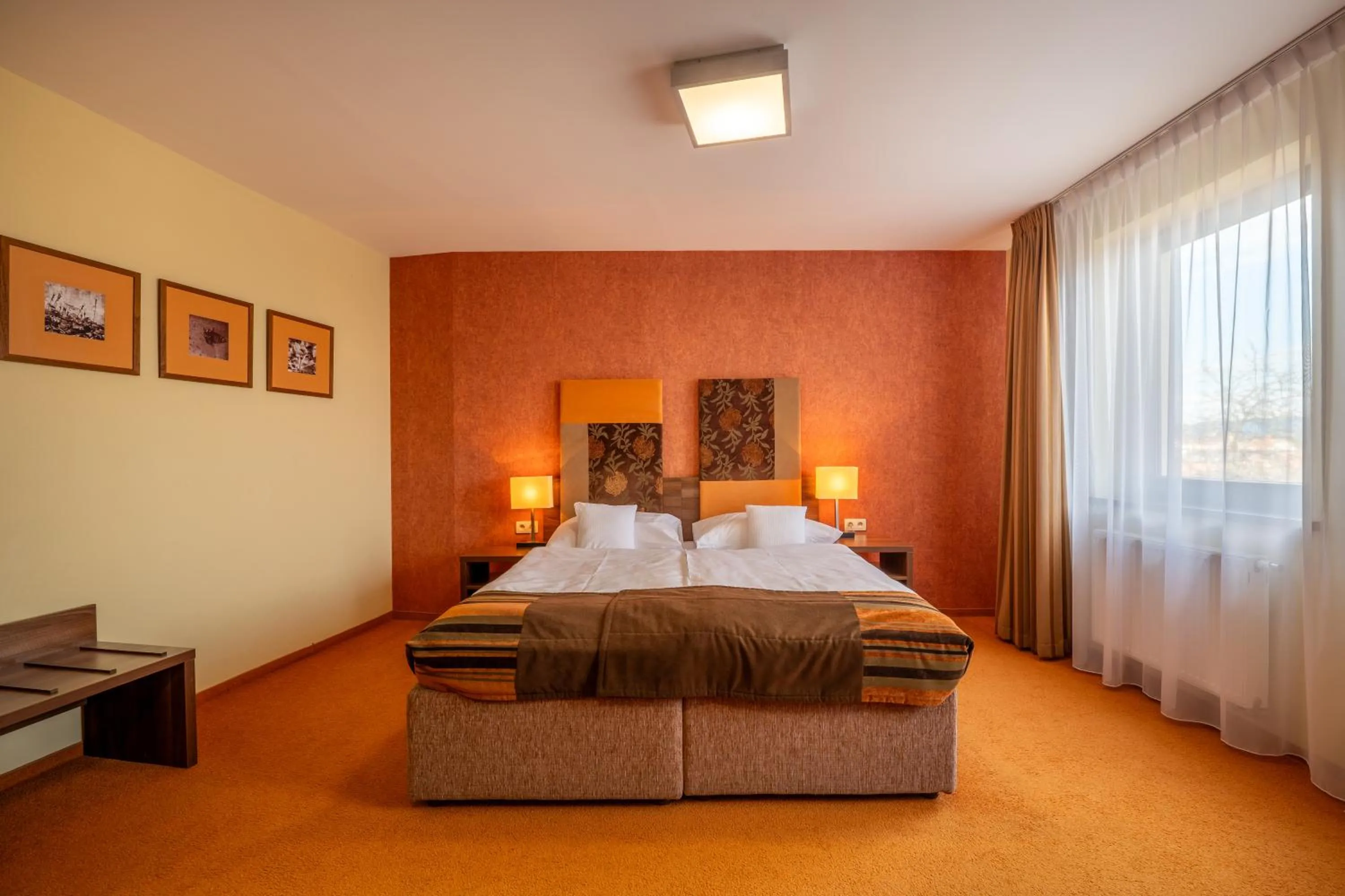 Bed in Hotel BELASSI