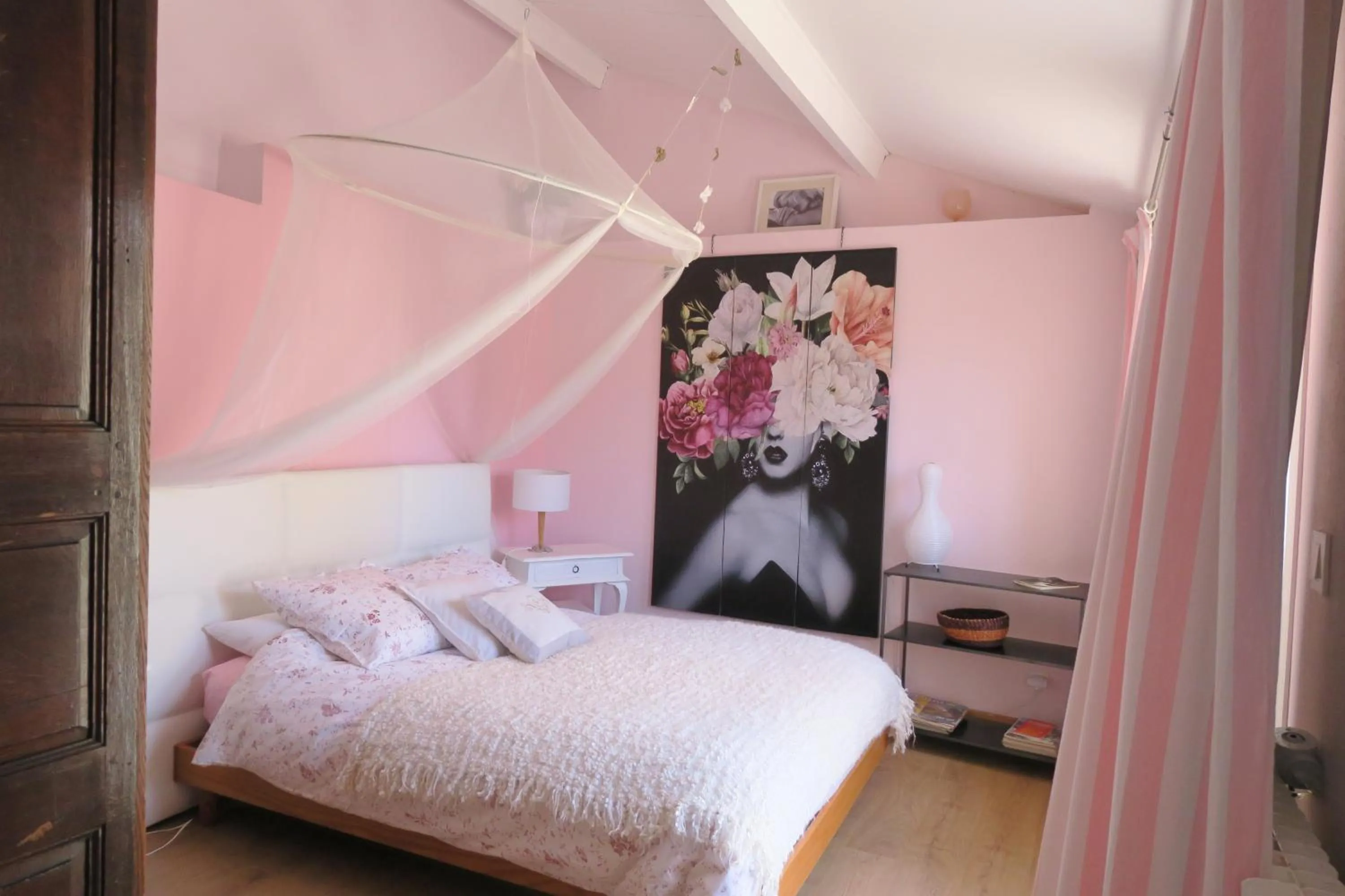 Bed in B&B Le Patio En Ville - Chambres d'hôtes