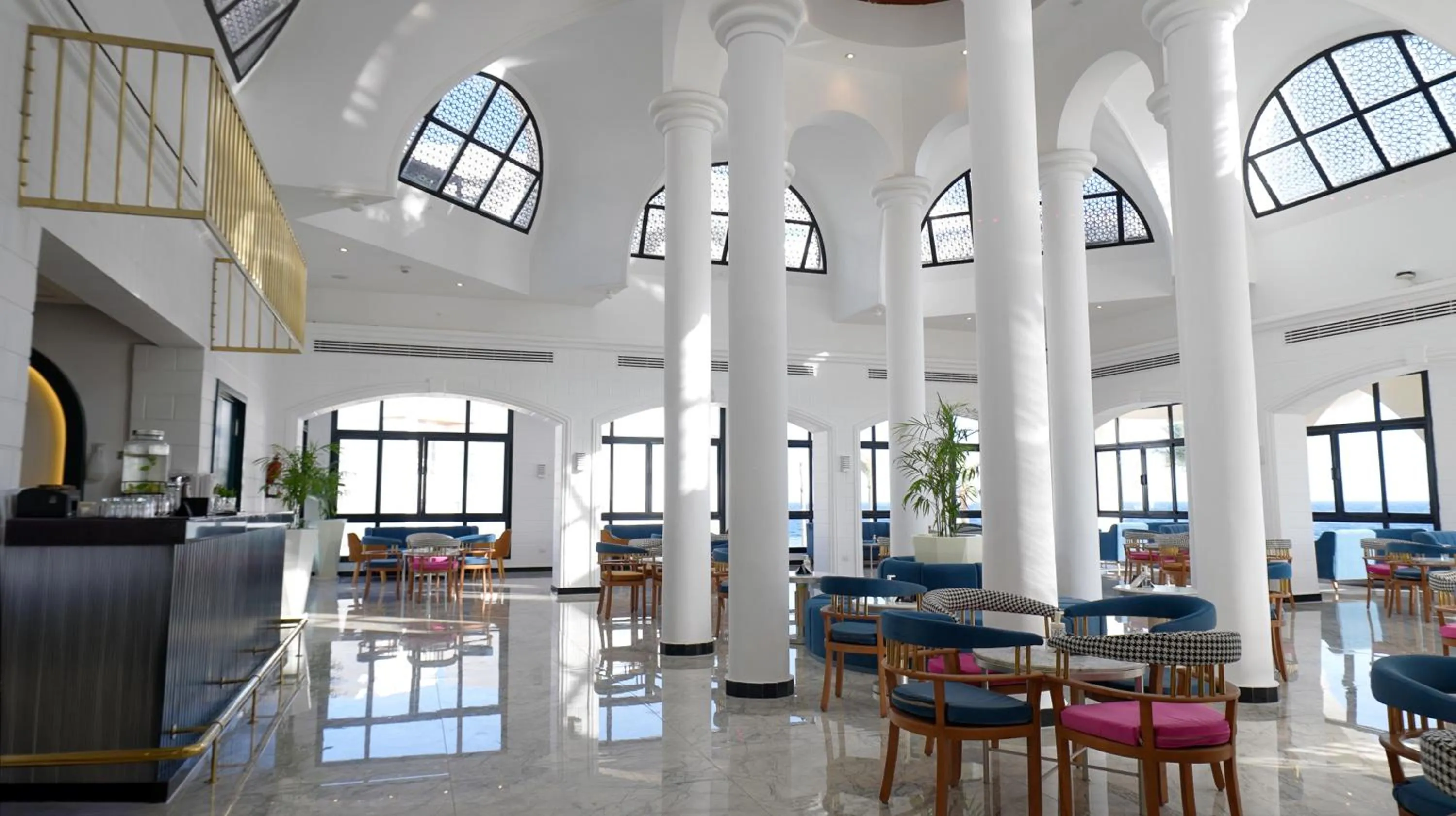 Restaurant/places to eat in Sunrise Remal Beach Resort