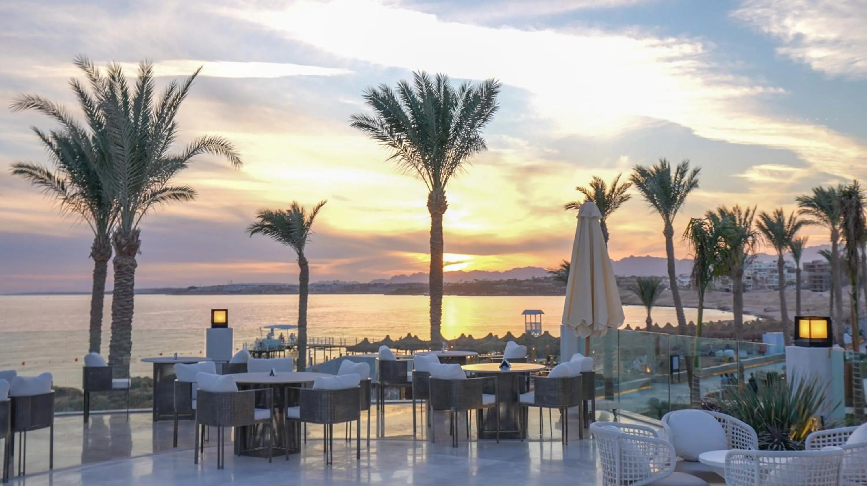 Restaurant/places to eat in Sunrise Remal Beach Resort