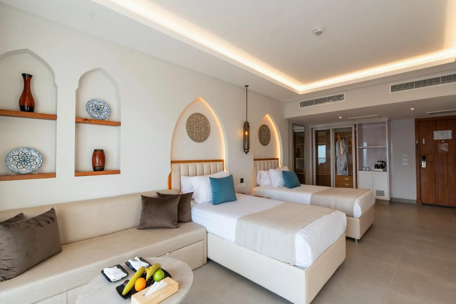 Bedroom in Sunrise Remal Beach Resort