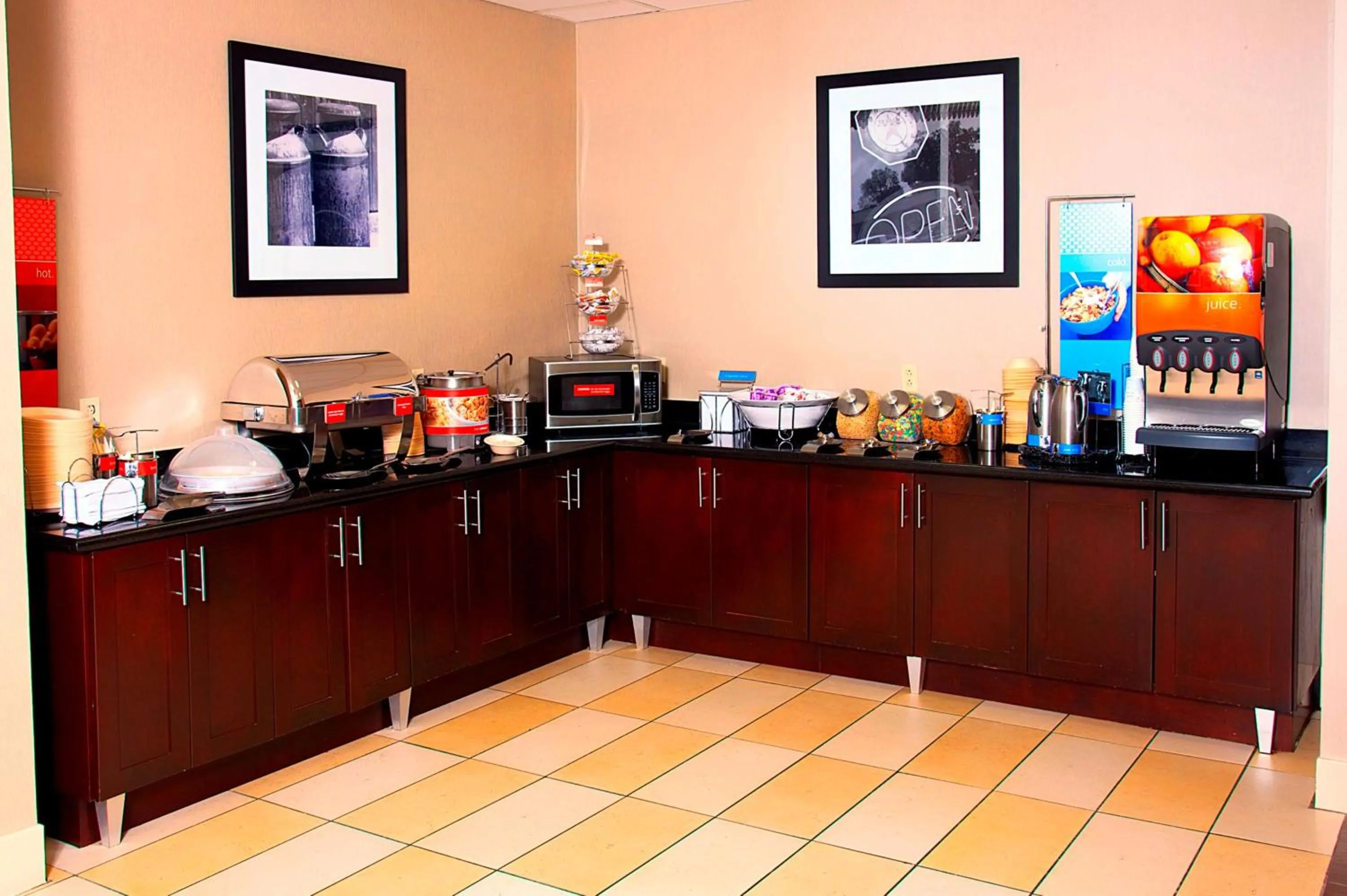 Breakfast in Hampton Inn and Suites Amarillo West