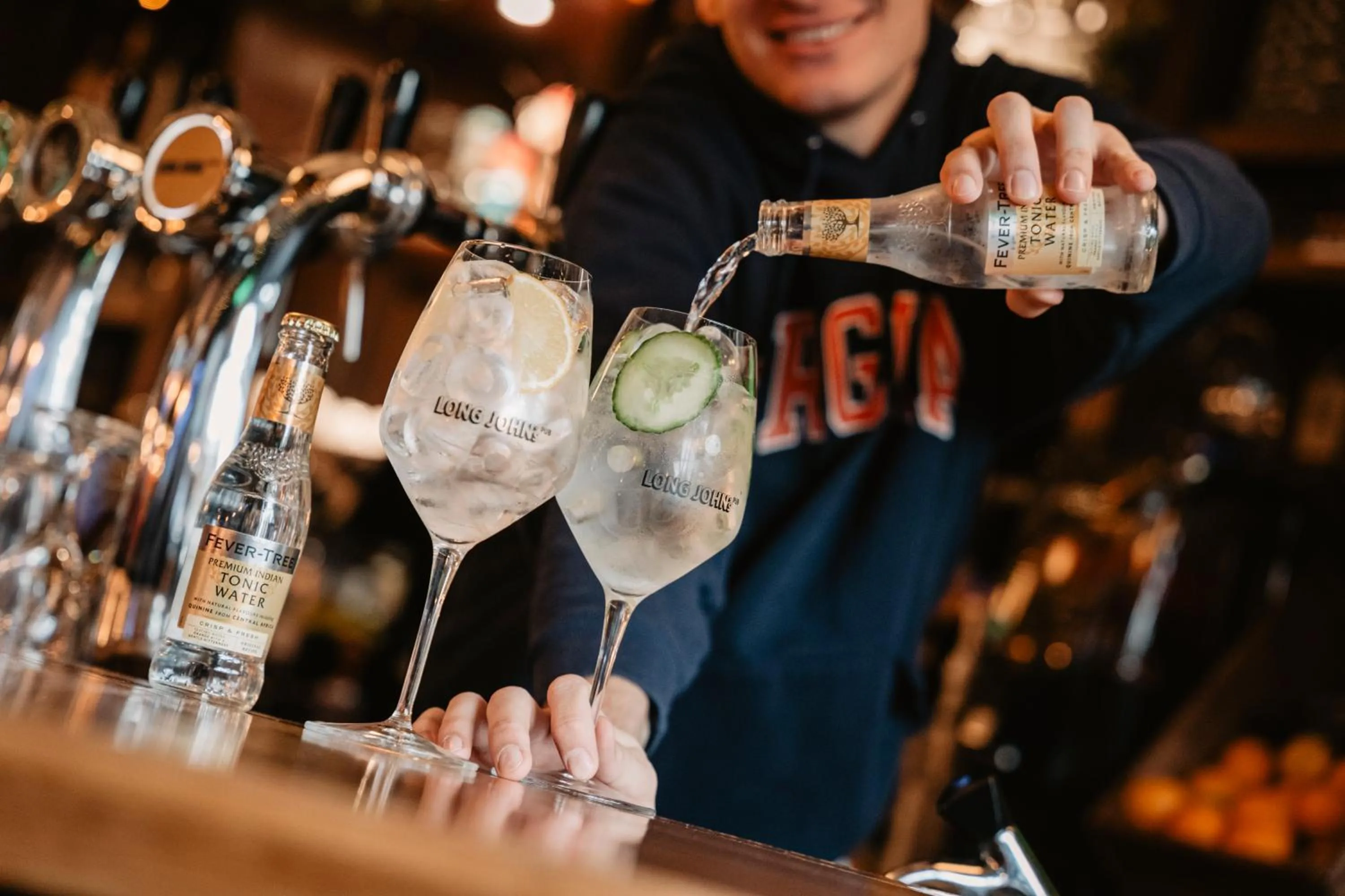 Drinks in Long John's Pub & Hotel