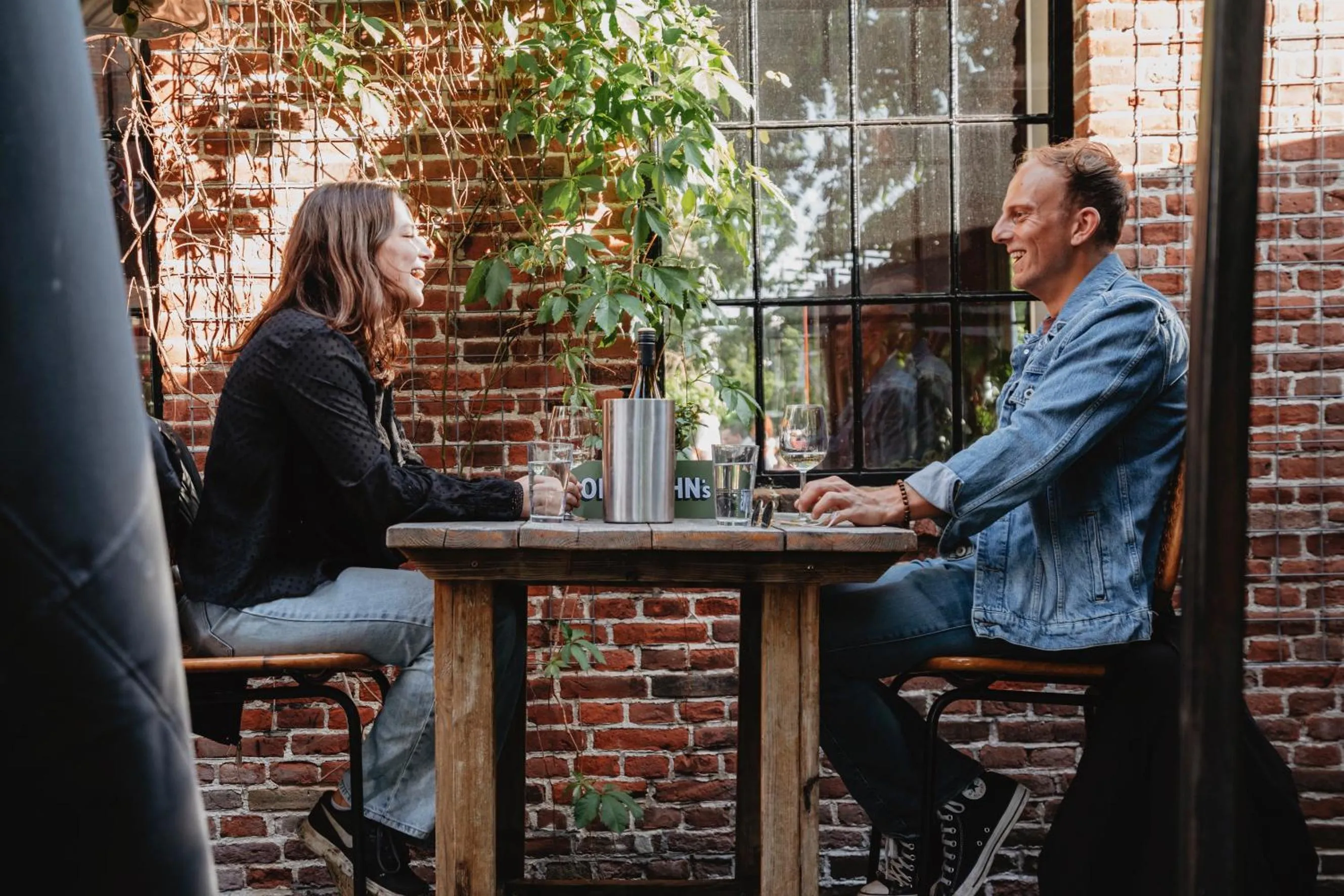 Balcony/Terrace in Long John's Pub & Hotel