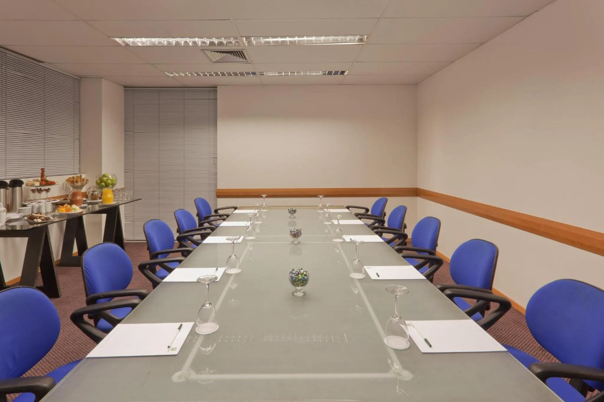 Meeting/conference room in Holiday Inn Sao Paulo Parque Anhembi by IHG
