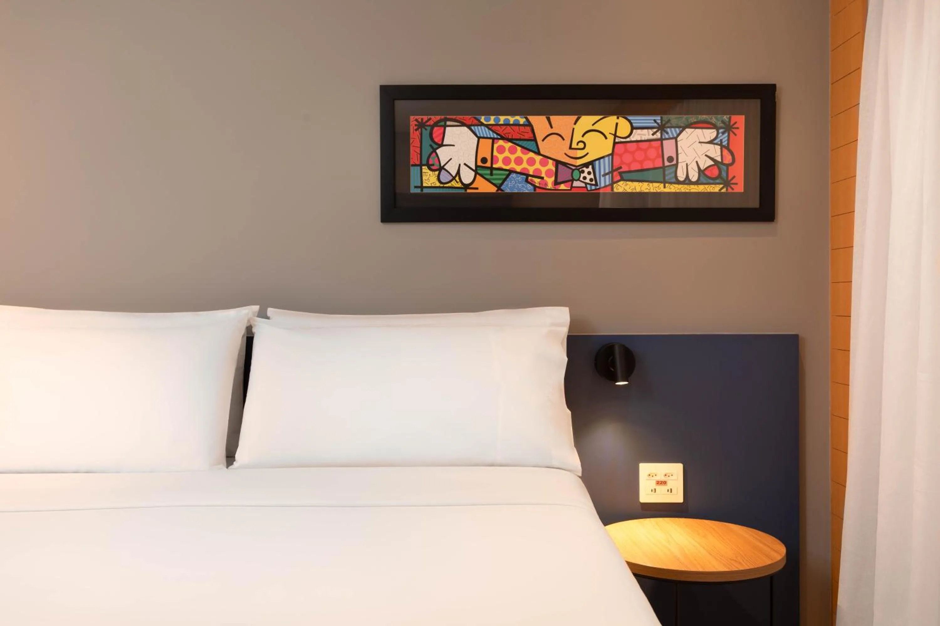 Bed in Holiday Inn Sao Paulo Parque Anhembi by IHG