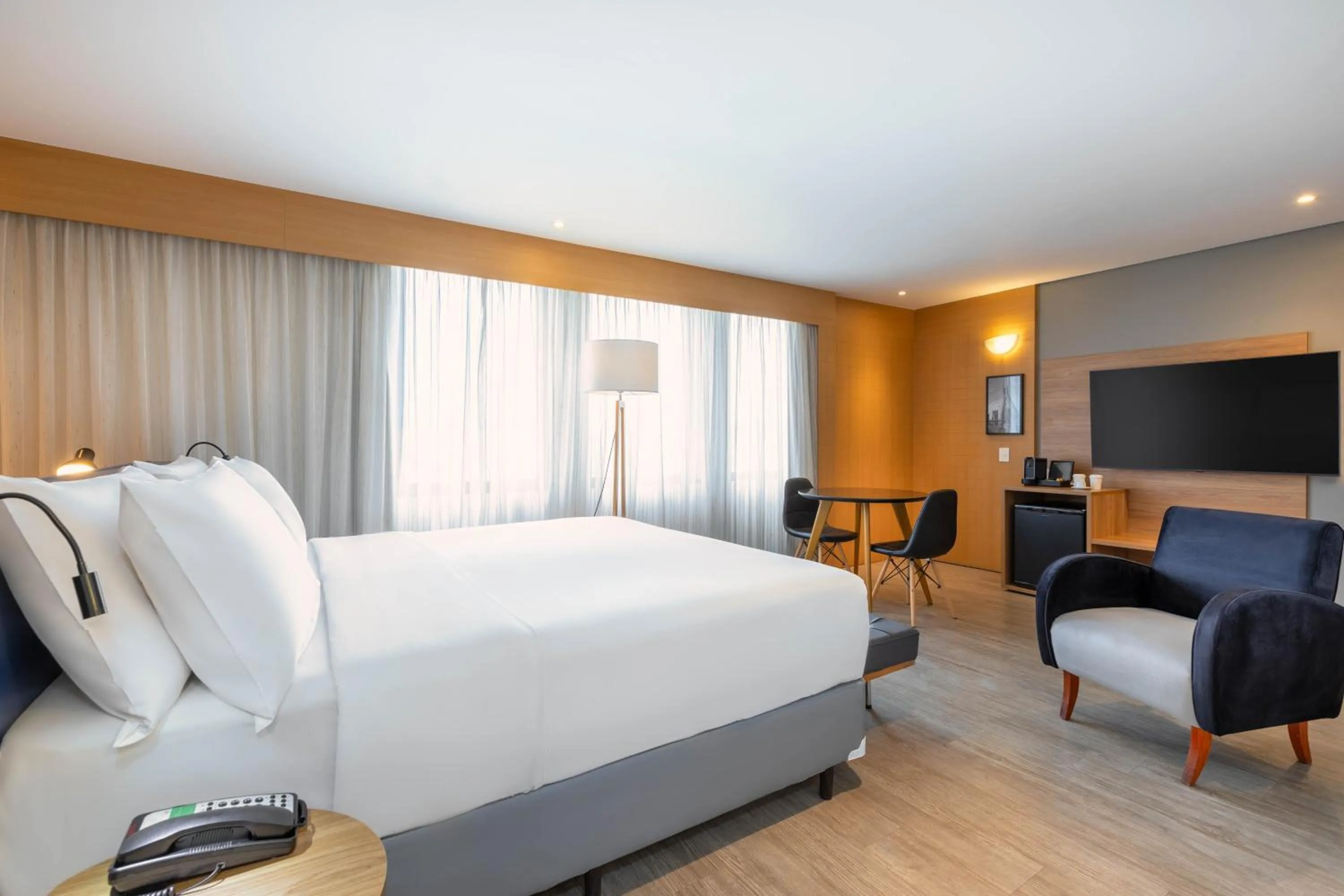 Photo of the whole room, Bed in Holiday Inn Sao Paulo Parque Anhembi by IHG