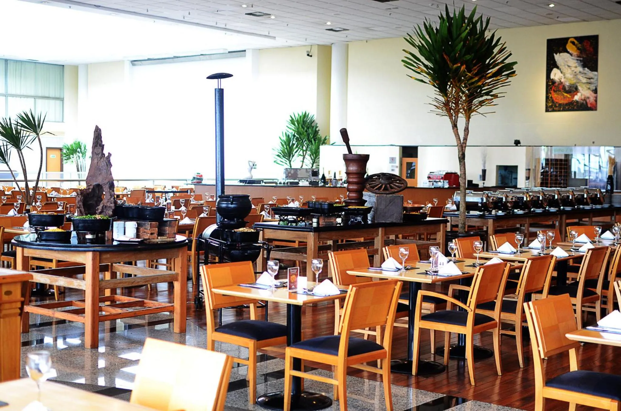Restaurant/places to eat in Holiday Inn Sao Paulo Parque Anhembi by IHG
